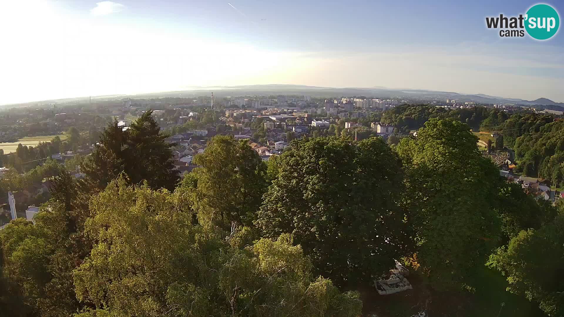 Web kamera Karlovac – Dvorac Dubovac uživo