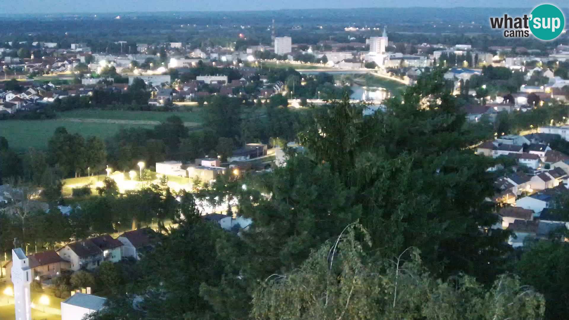 Web kamera Karlovac – Dvorac Dubovac uživo