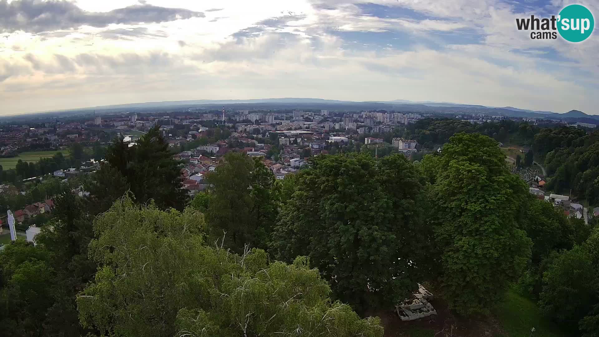 Web kamera Karlovac – Dvorac Dubovac uživo