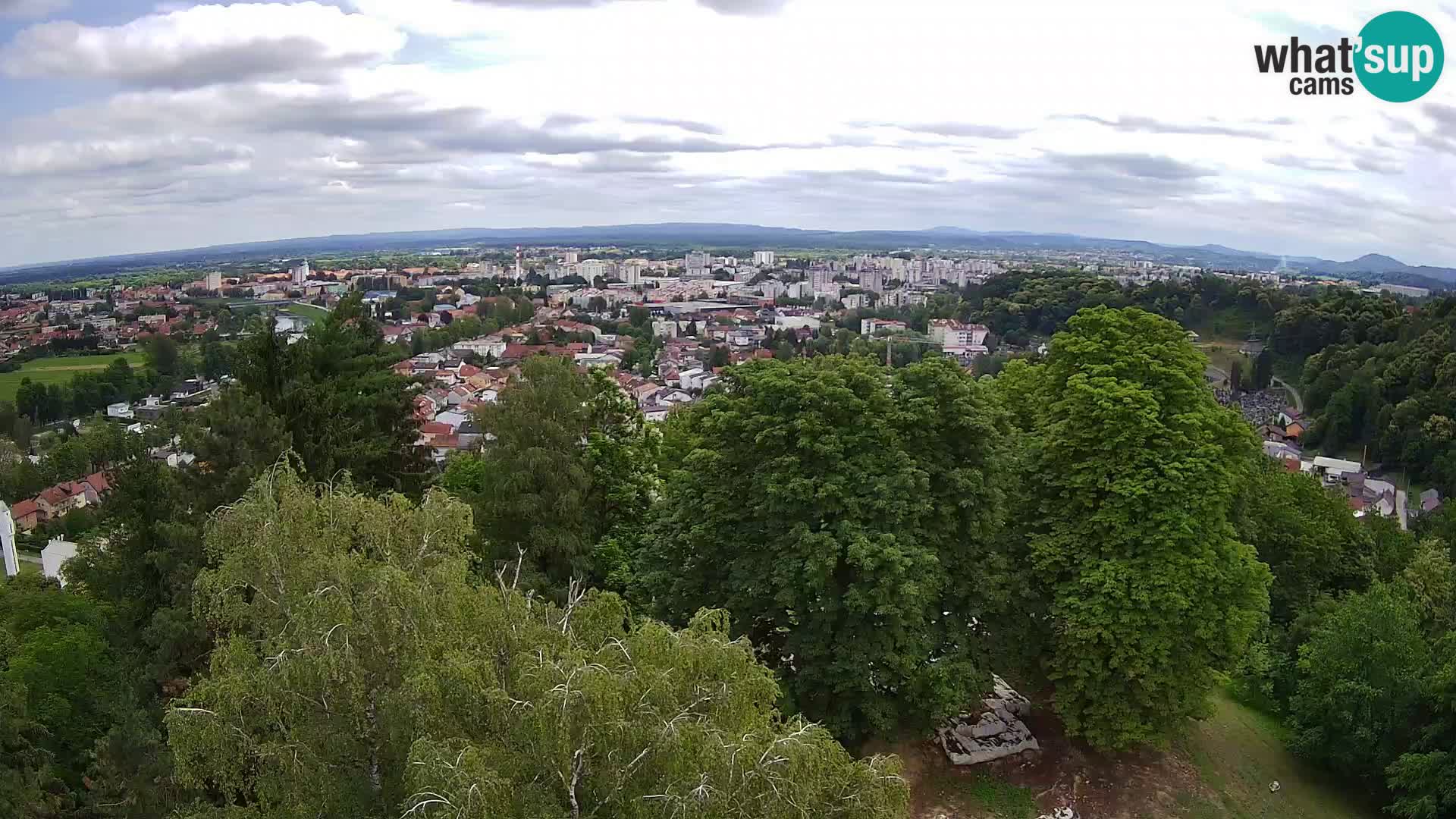 Webcam Karlovac Dubovac Castle – Live View of Karlovac’s Historic Landmark