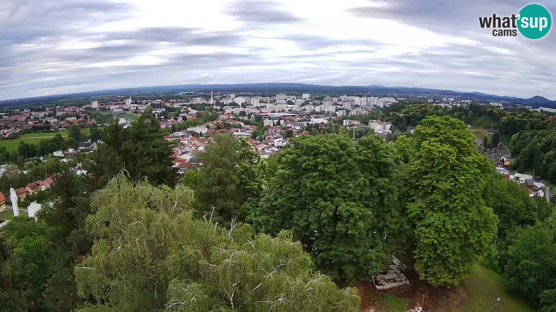 Web kamera Karlovac – Dvorac Dubovac uživo