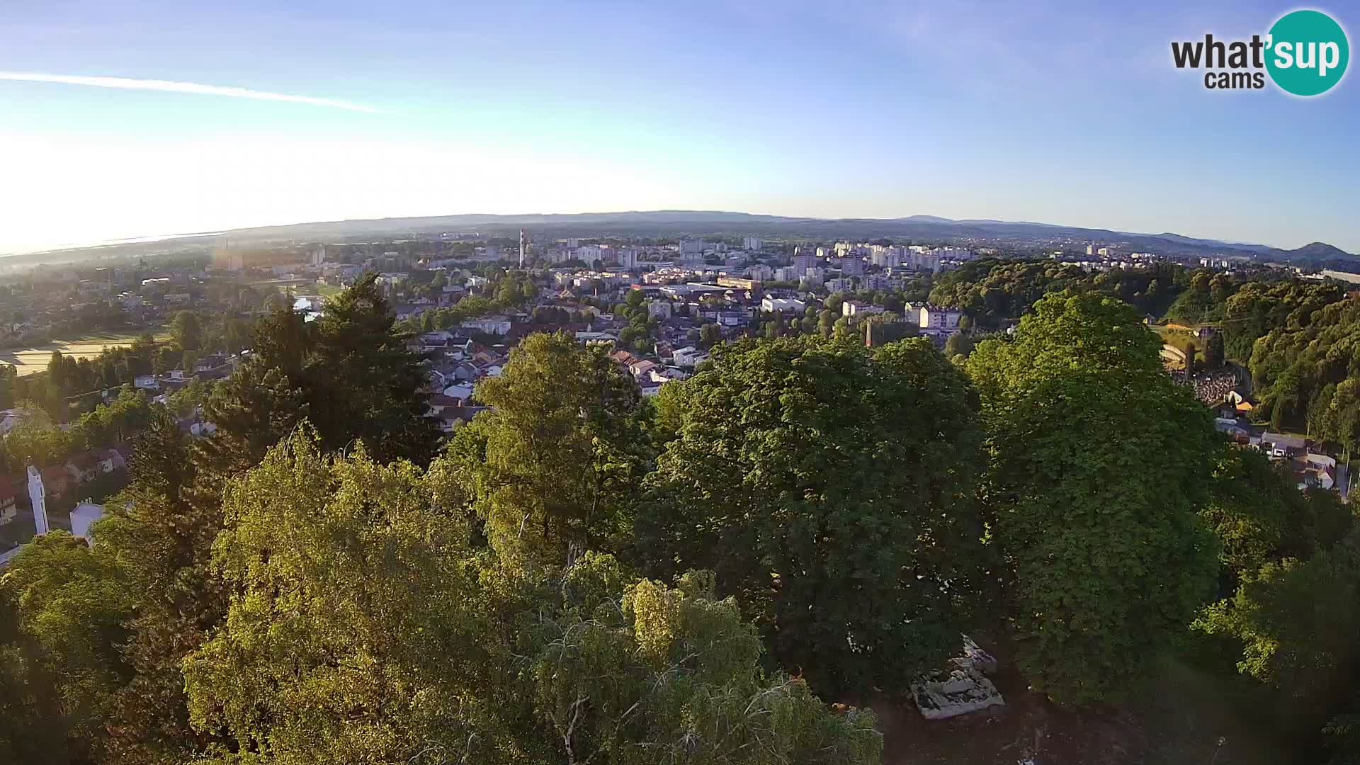 Web kamera Karlovac – Dvorac Dubovac uživo
