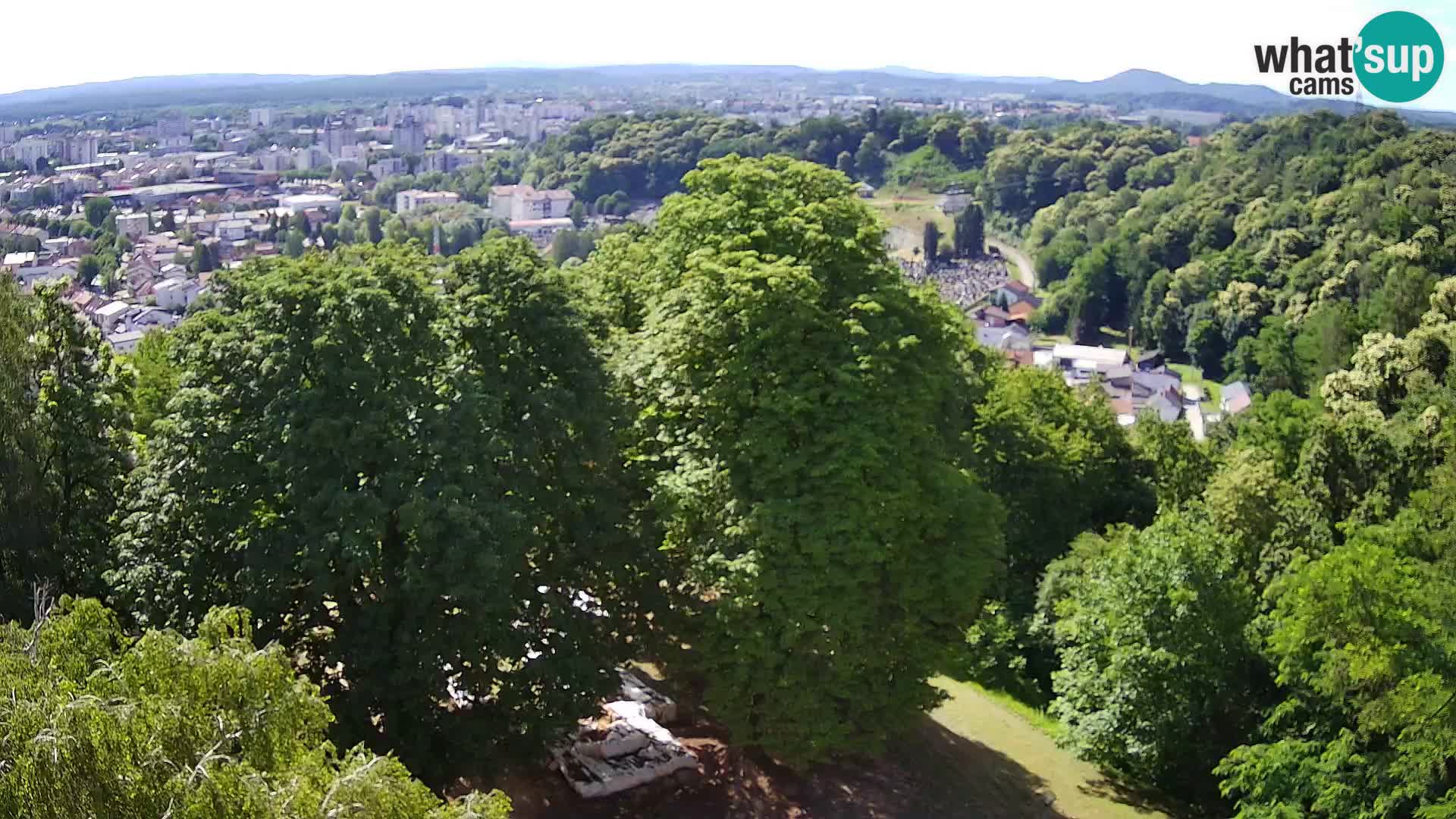 Spletna kamera Karlovac Dubovac grad – Pogled v živo na zgodovinsko znamenitost Karlovca
