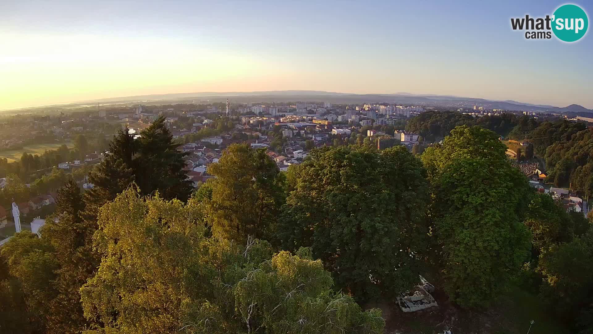 Webcam Karlovac Dubovac Castle – Live View of Karlovac’s Historic Landmark