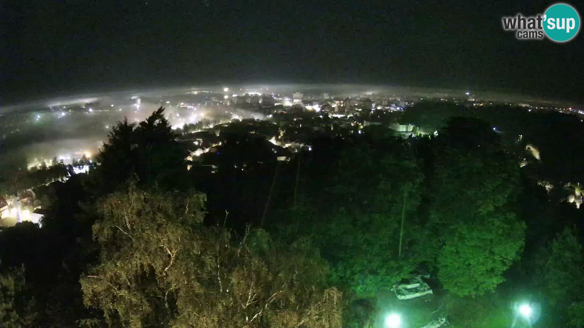 Spletna kamera Karlovac Dubovac grad – Pogled v živo na zgodovinsko znamenitost Karlovca