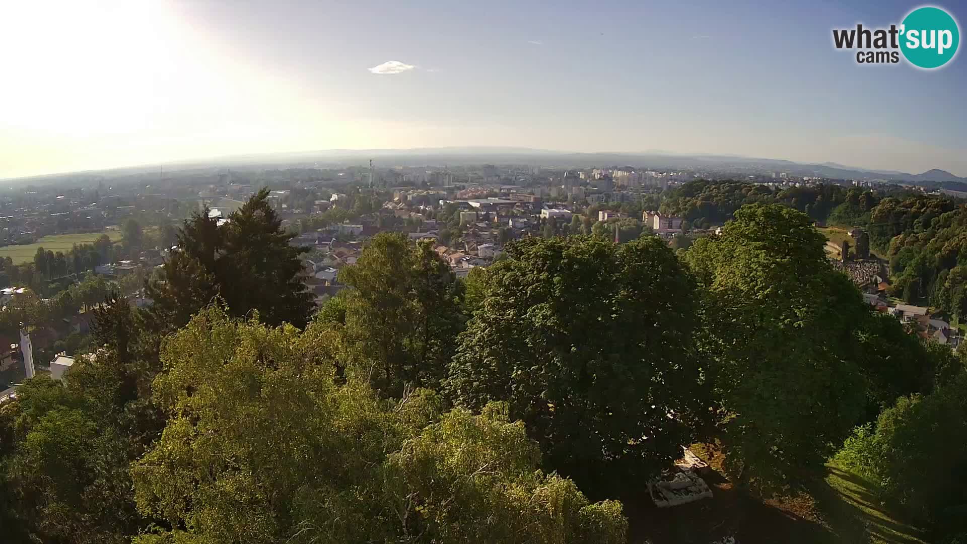 Web kamera Karlovac – Dvorac Dubovac uživo