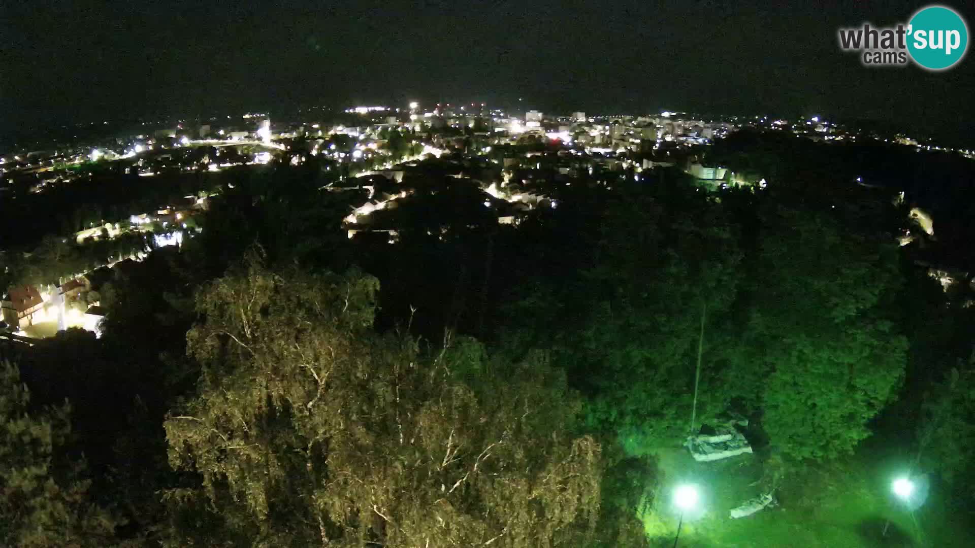Spletna kamera Karlovac Dubovac grad – Pogled v živo na zgodovinsko znamenitost Karlovca