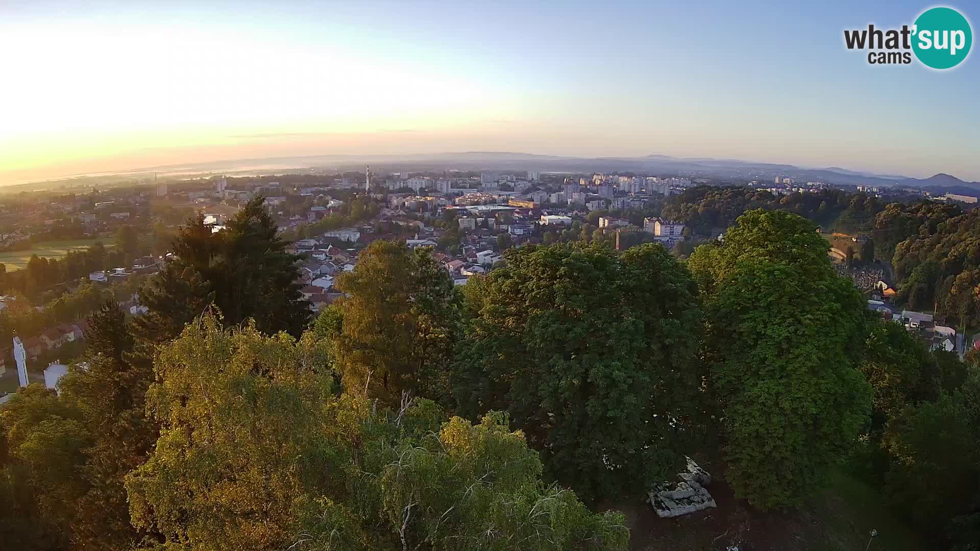 Webcam Karlovac Dubovac Castle – Live View of Karlovac’s Historic Landmark
