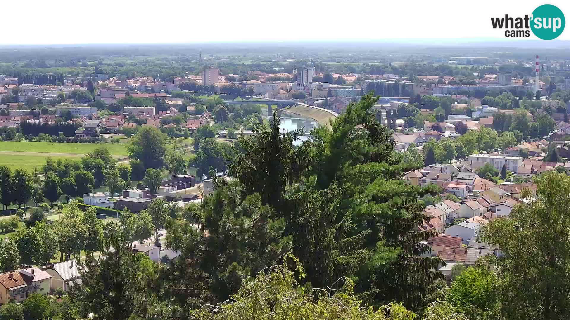 Spletna kamera Karlovac Dubovac grad – Pogled v živo na zgodovinsko znamenitost Karlovca