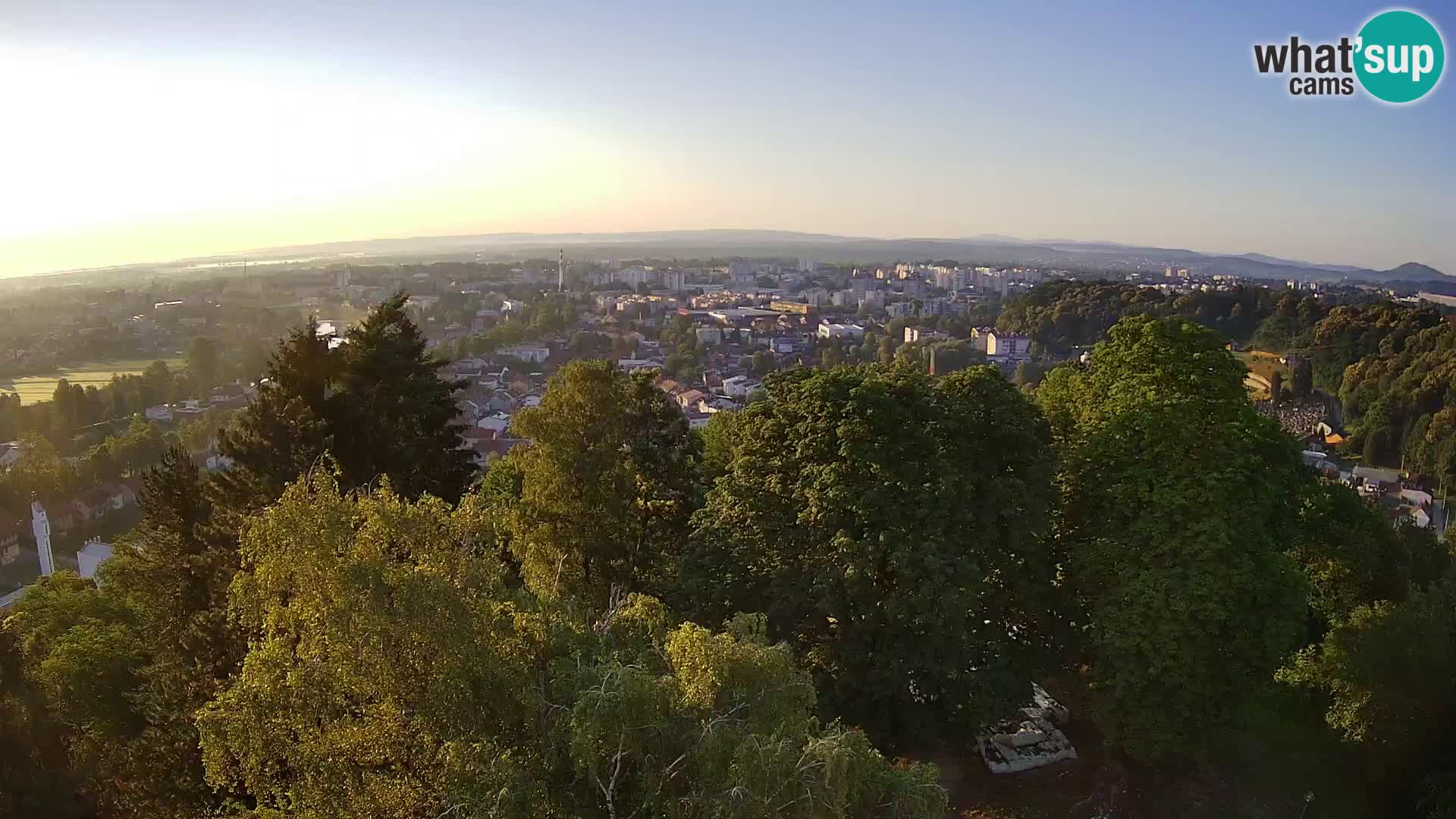 Web kamera Karlovac – Dvorac Dubovac uživo