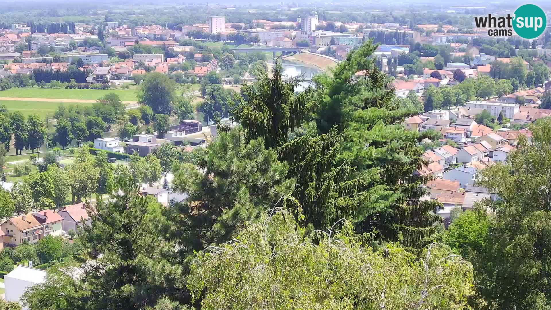 Spletna kamera Karlovac Dubovac grad – Pogled v živo na zgodovinsko znamenitost Karlovca