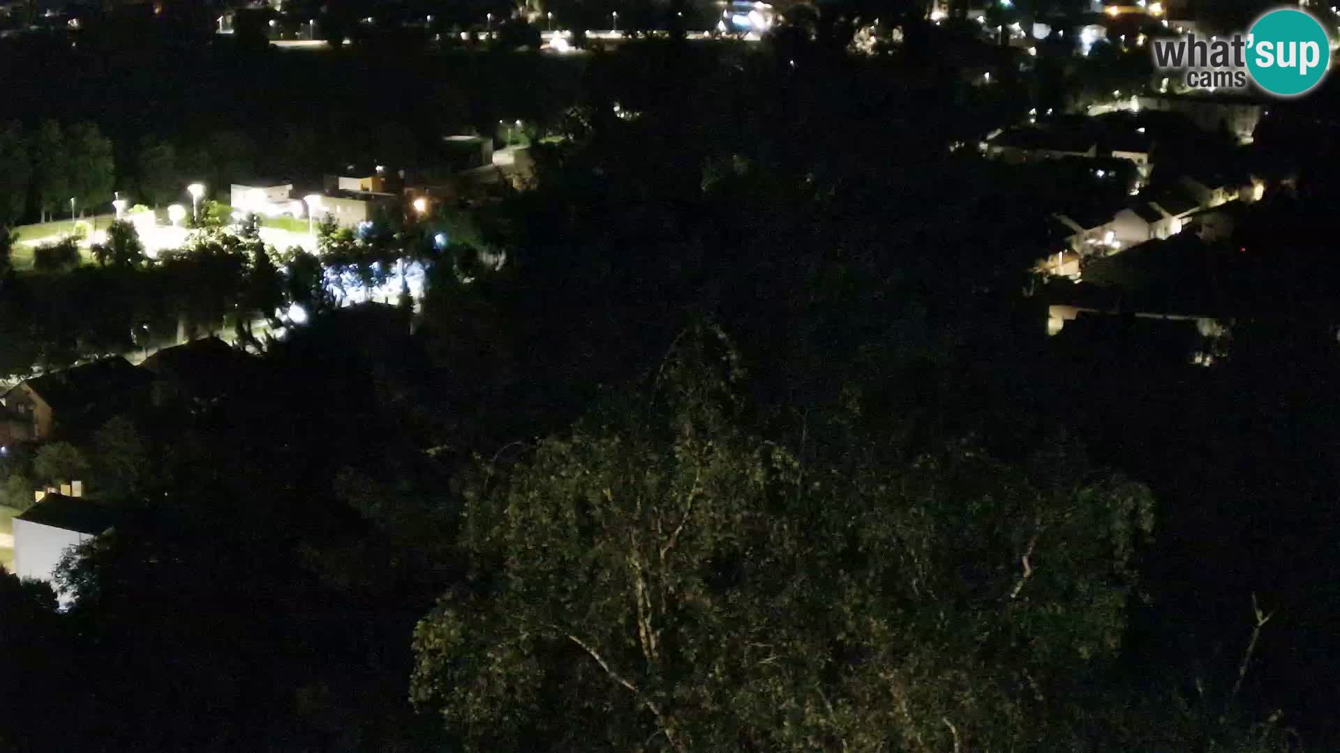Spletna kamera Karlovac Dubovac grad – Pogled v živo na zgodovinsko znamenitost Karlovca