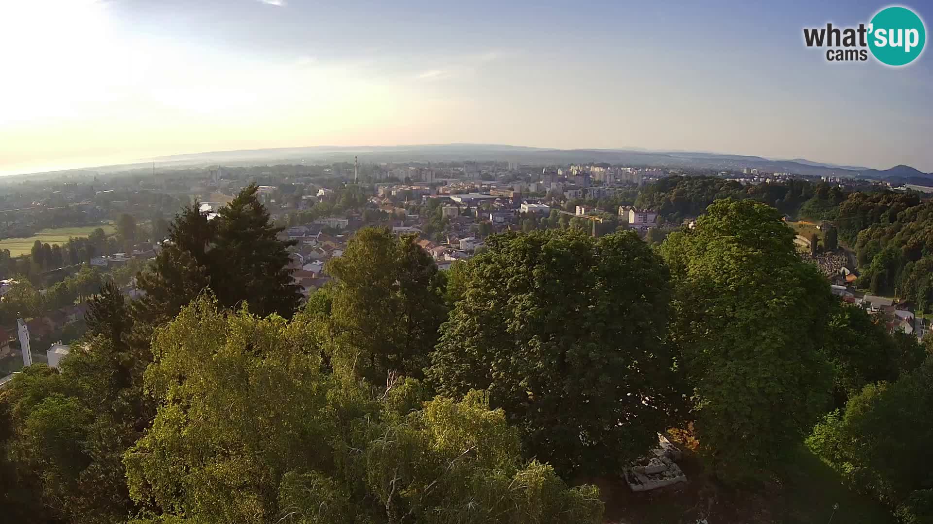 Web kamera Karlovac – Dvorac Dubovac uživo
