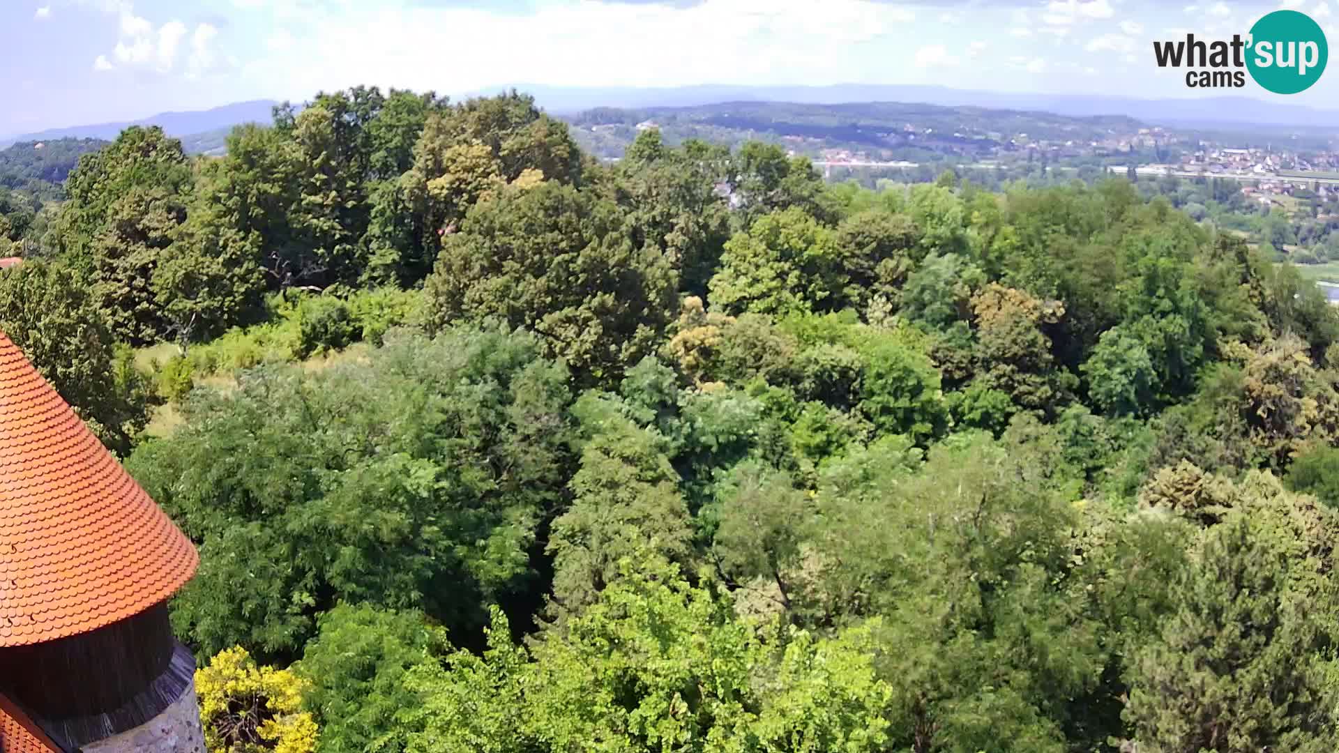Spletna kamera Karlovac Dubovac grad – Pogled v živo na zgodovinsko znamenitost Karlovca