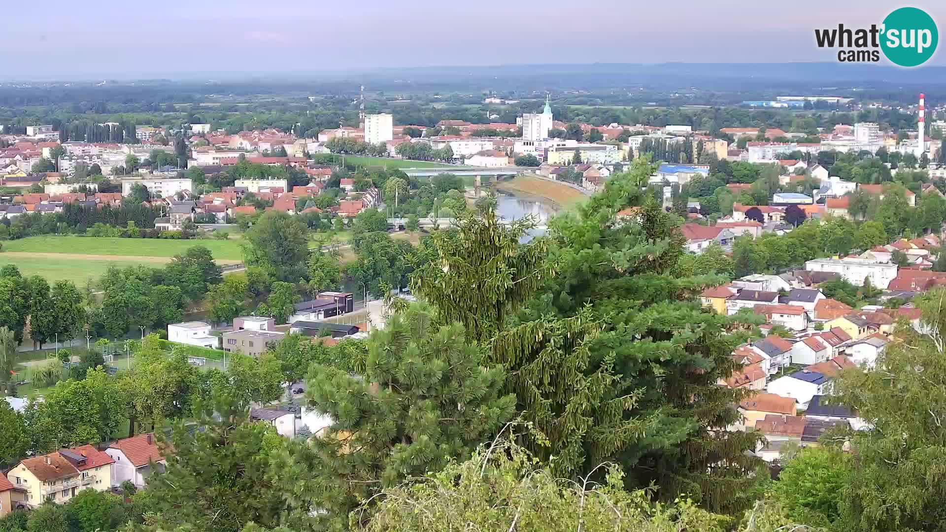 Spletna kamera Karlovac Dubovac grad – Pogled v živo na zgodovinsko znamenitost Karlovca