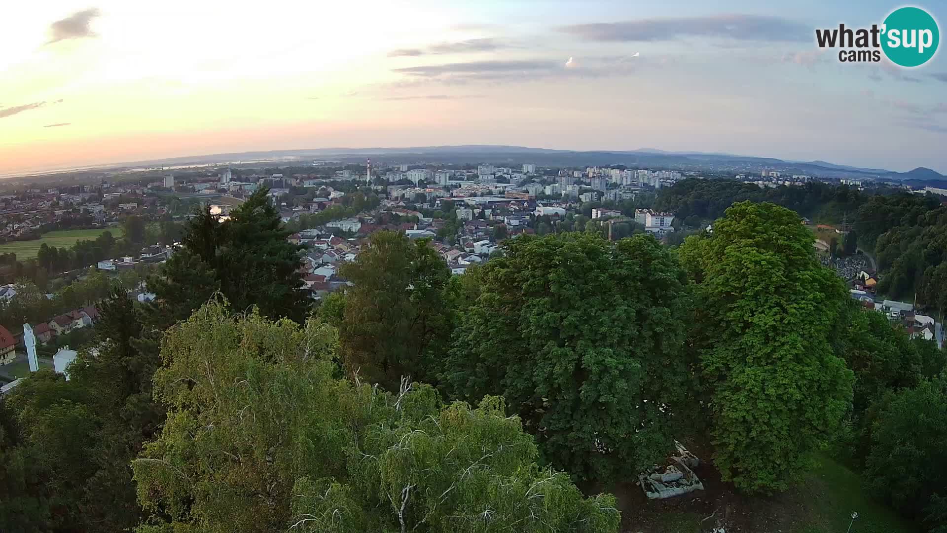 Web kamera Karlovac – Dvorac Dubovac uživo