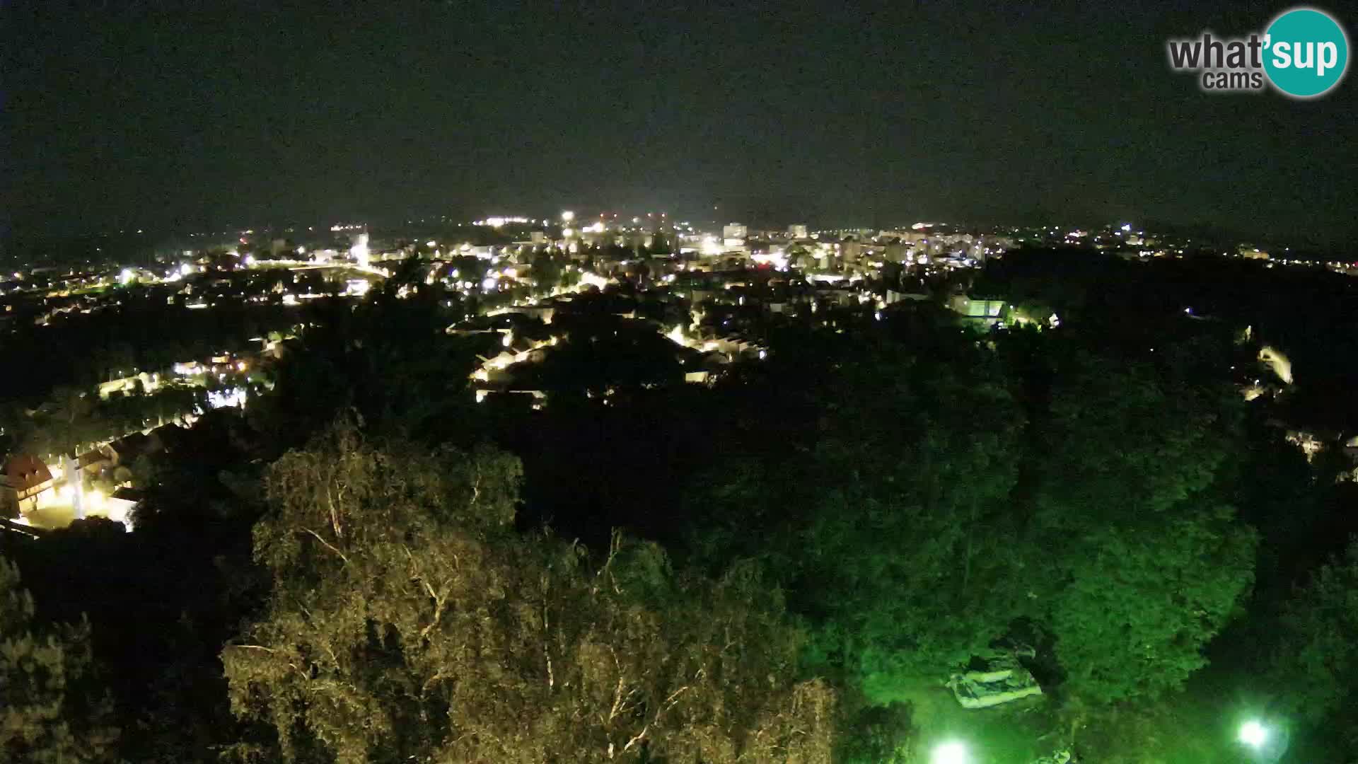 Spletna kamera Karlovac Dubovac grad – Pogled v živo na zgodovinsko znamenitost Karlovca