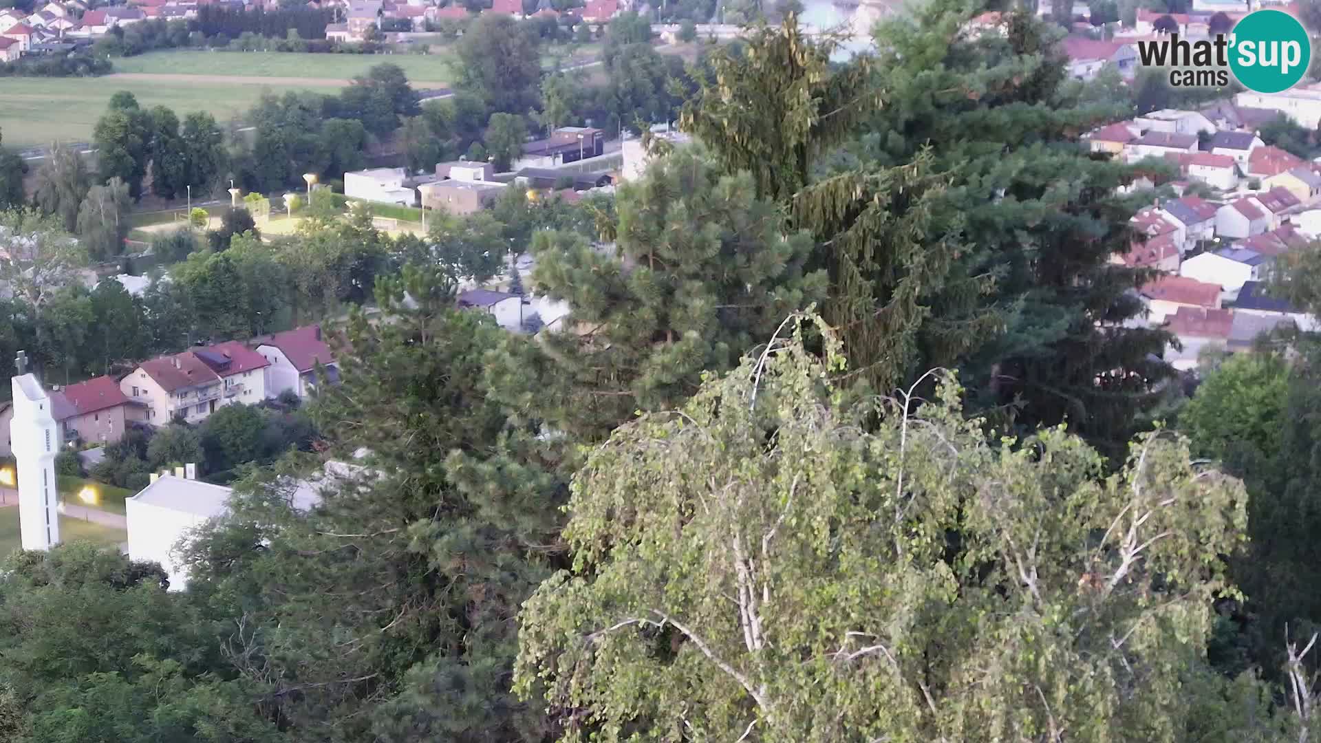 Web kamera Karlovac – Dvorac Dubovac uživo
