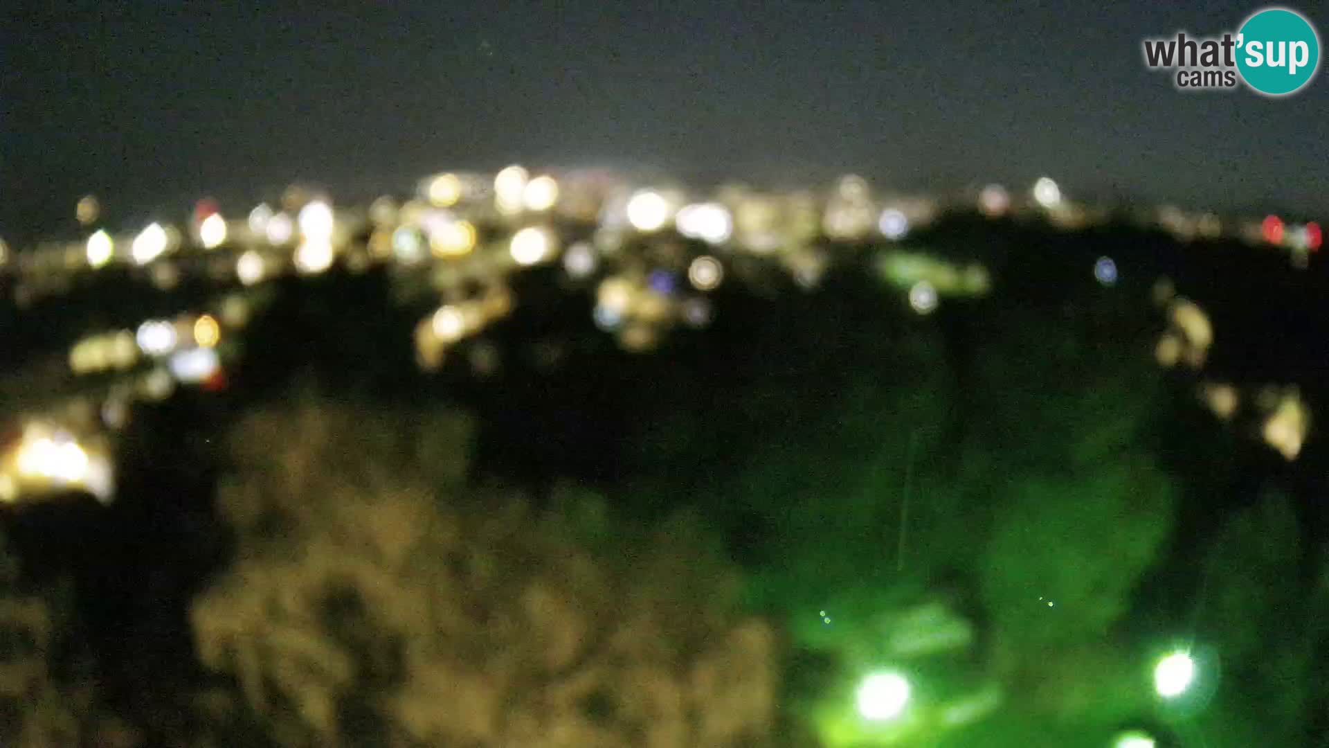 Spletna kamera Karlovac Dubovac grad – Pogled v živo na zgodovinsko znamenitost Karlovca