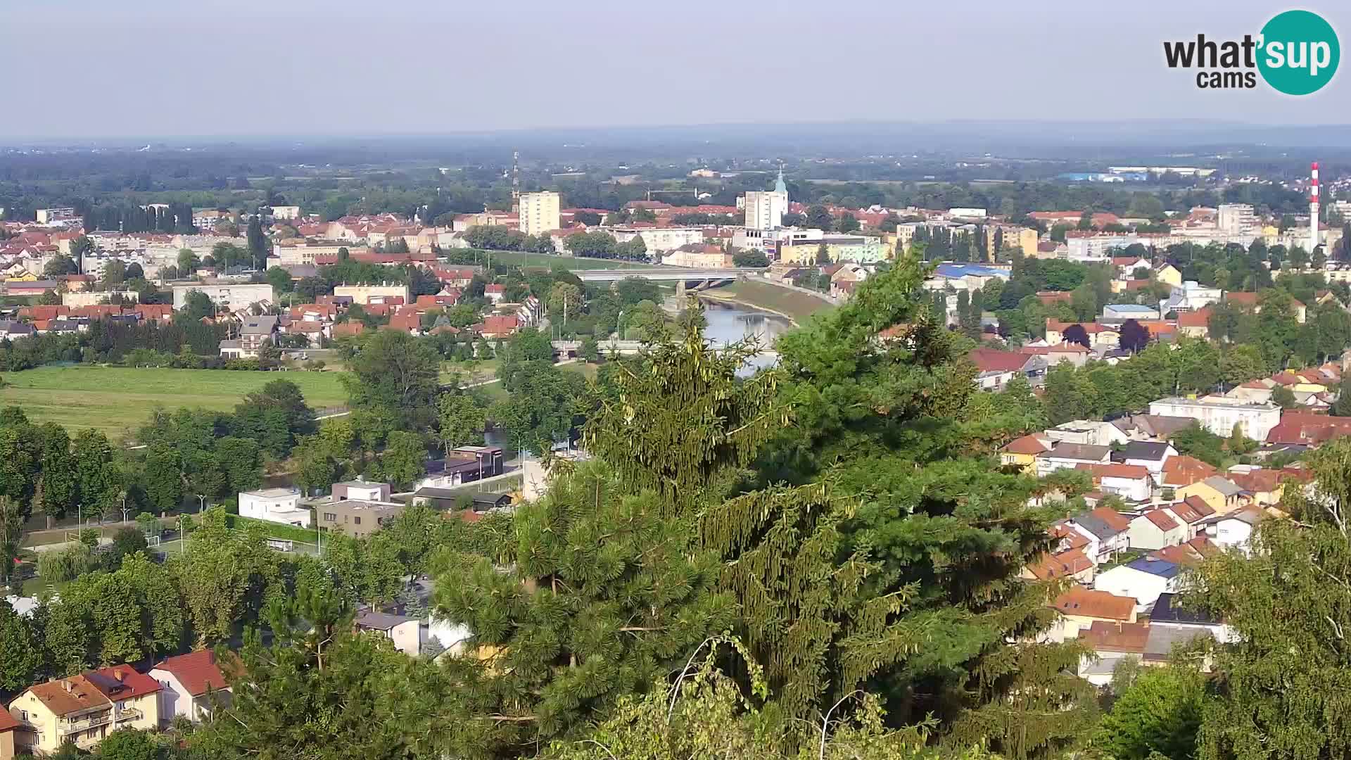 Spletna kamera Karlovac Dubovac grad – Pogled v živo na zgodovinsko znamenitost Karlovca
