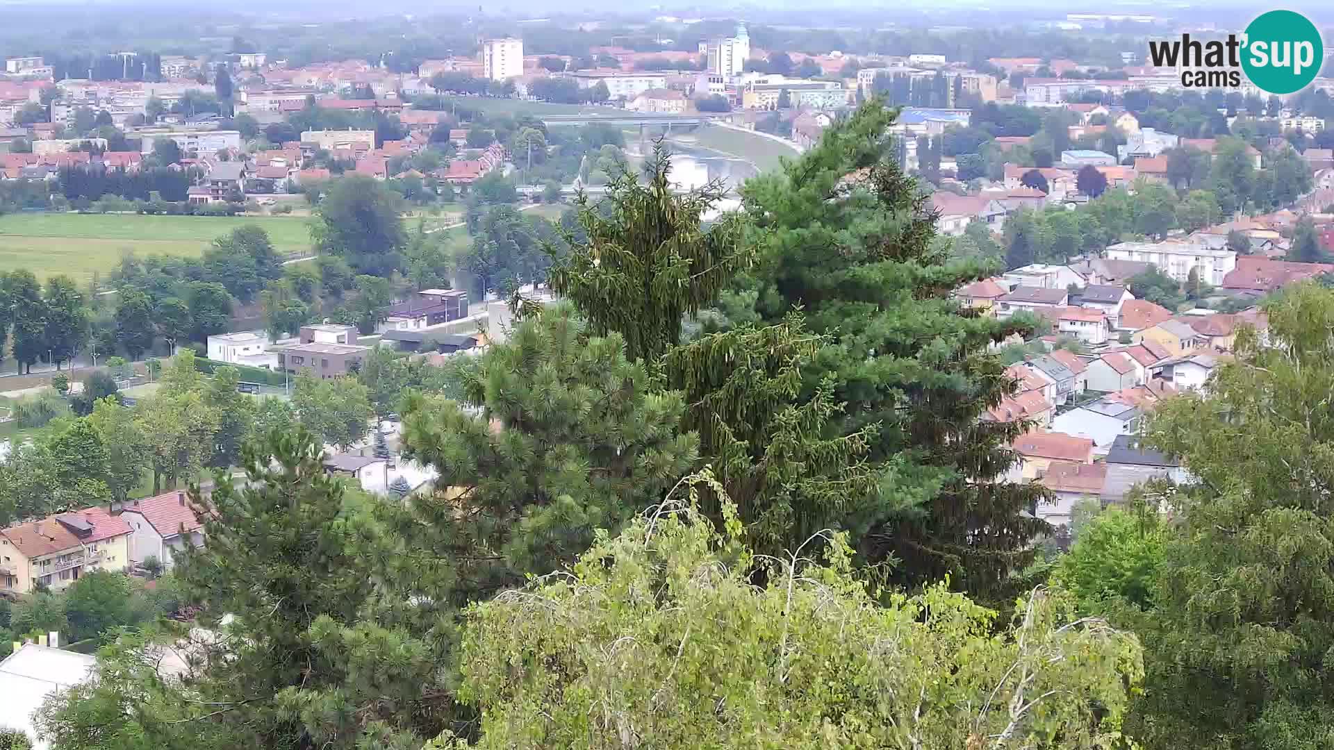 Spletna kamera Karlovac Dubovac grad – Pogled v živo na zgodovinsko znamenitost Karlovca