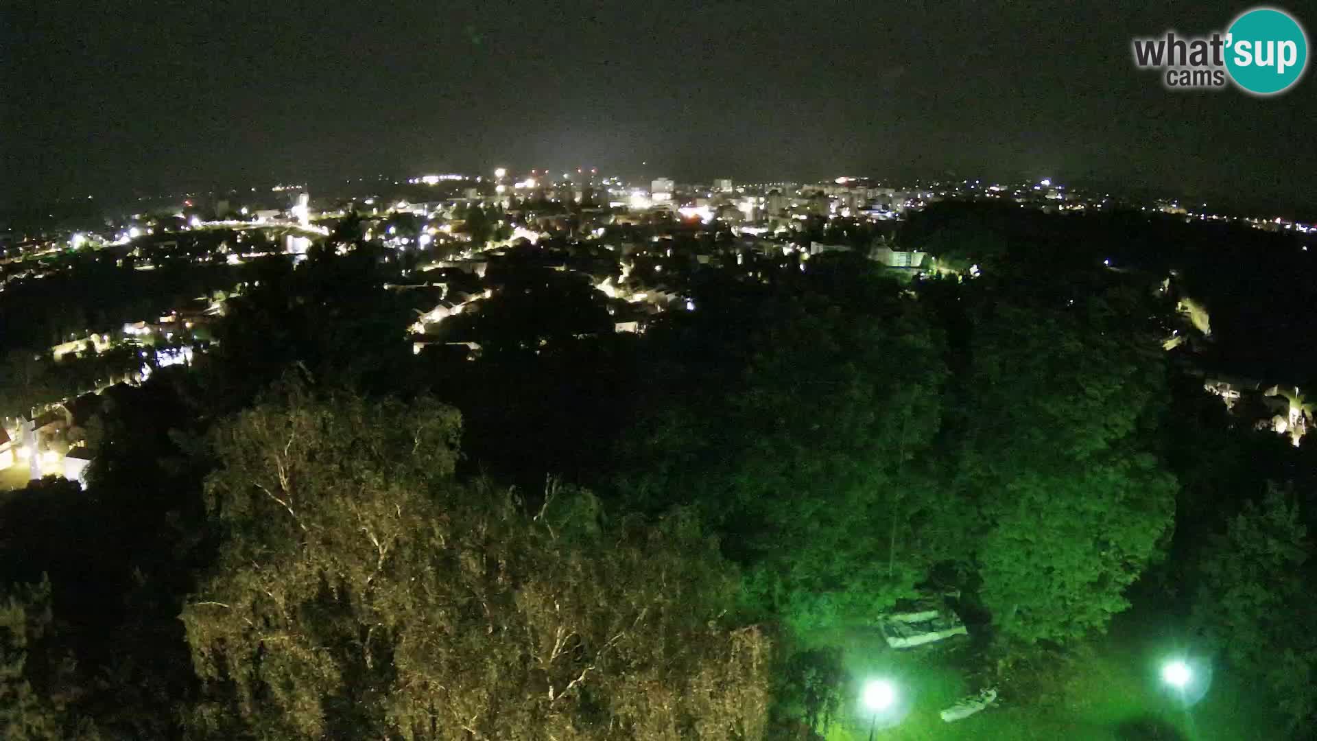 Spletna kamera Karlovac Dubovac grad – Pogled v živo na zgodovinsko znamenitost Karlovca