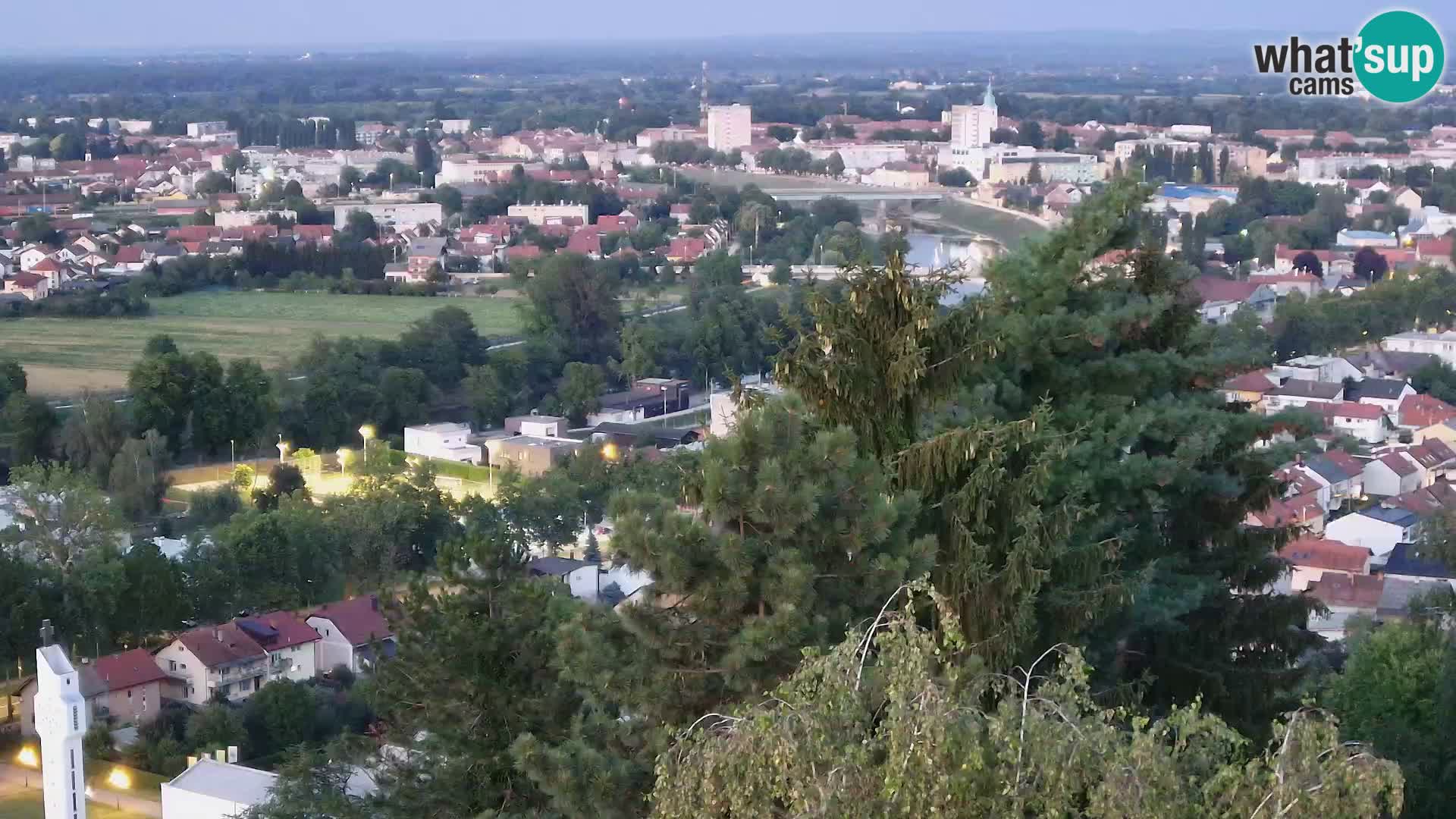 Web kamera Karlovac – Dvorac Dubovac uživo