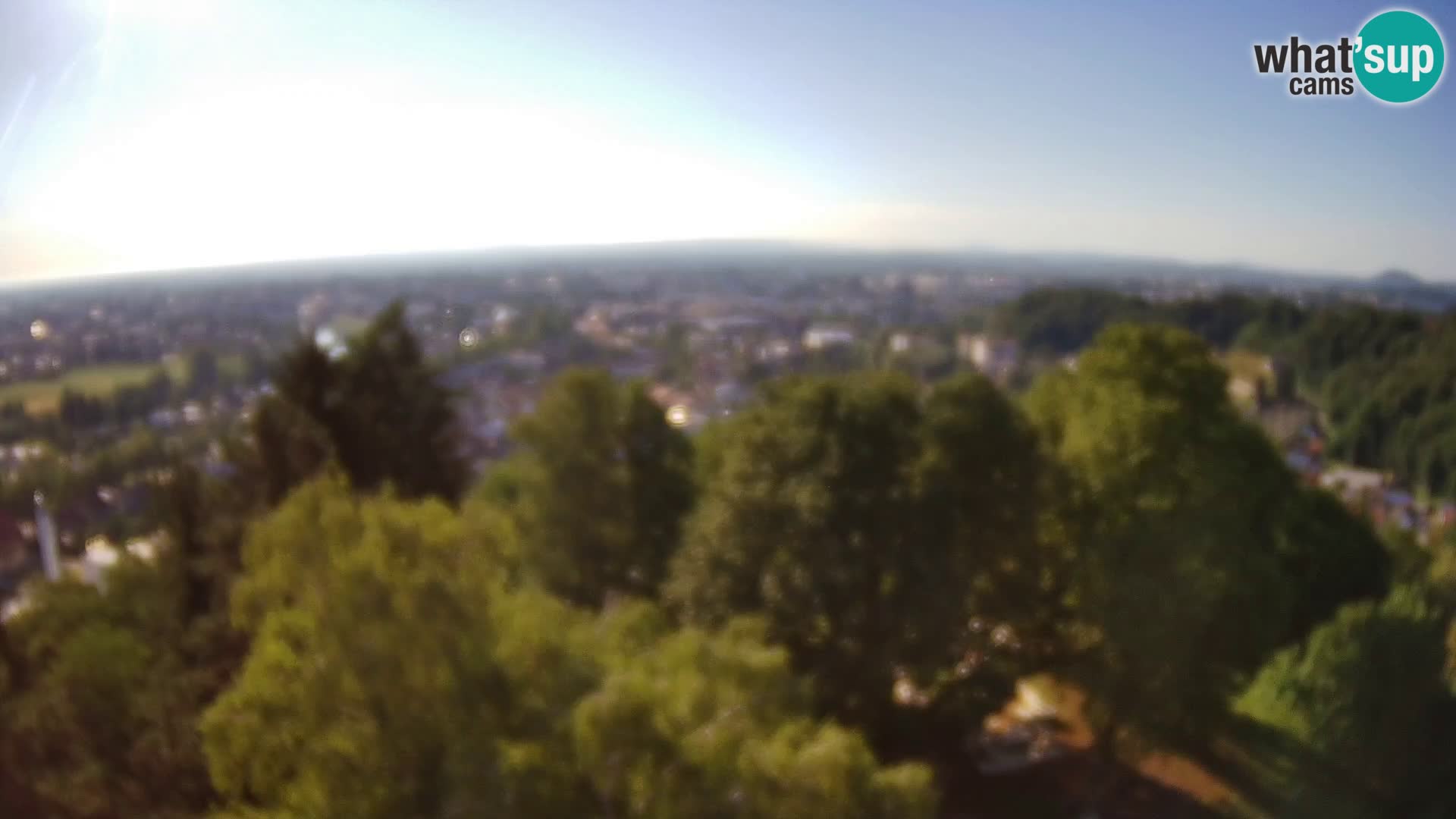 Web kamera Karlovac – Dvorac Dubovac uživo