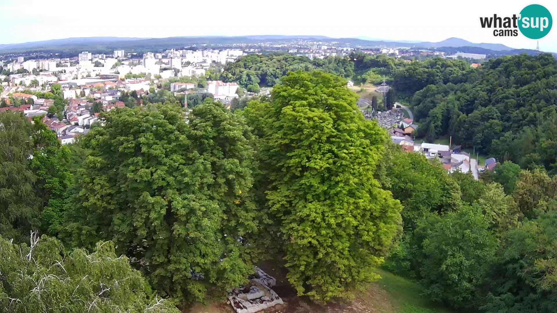 Spletna kamera Karlovac Dubovac grad – Pogled v živo na zgodovinsko znamenitost Karlovca
