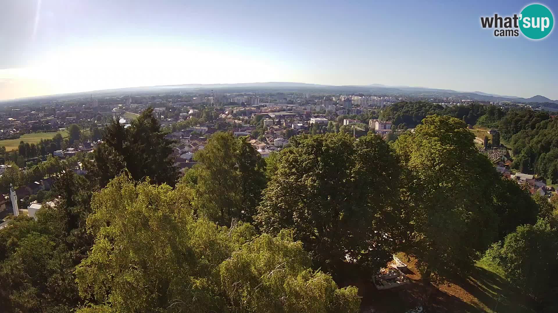 Web kamera Karlovac – Dvorac Dubovac uživo