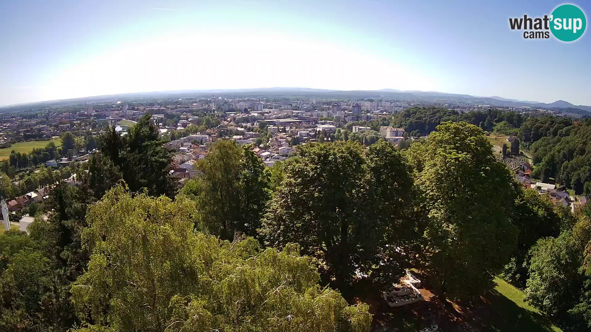 Web kamera Karlovac – Dvorac Dubovac uživo