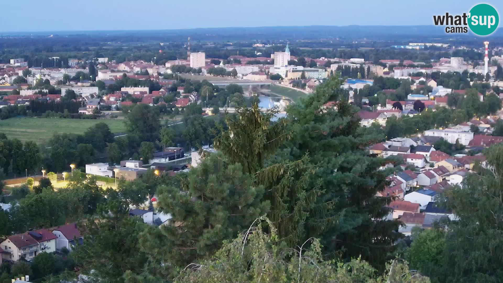 Web kamera Karlovac – Dvorac Dubovac uživo
