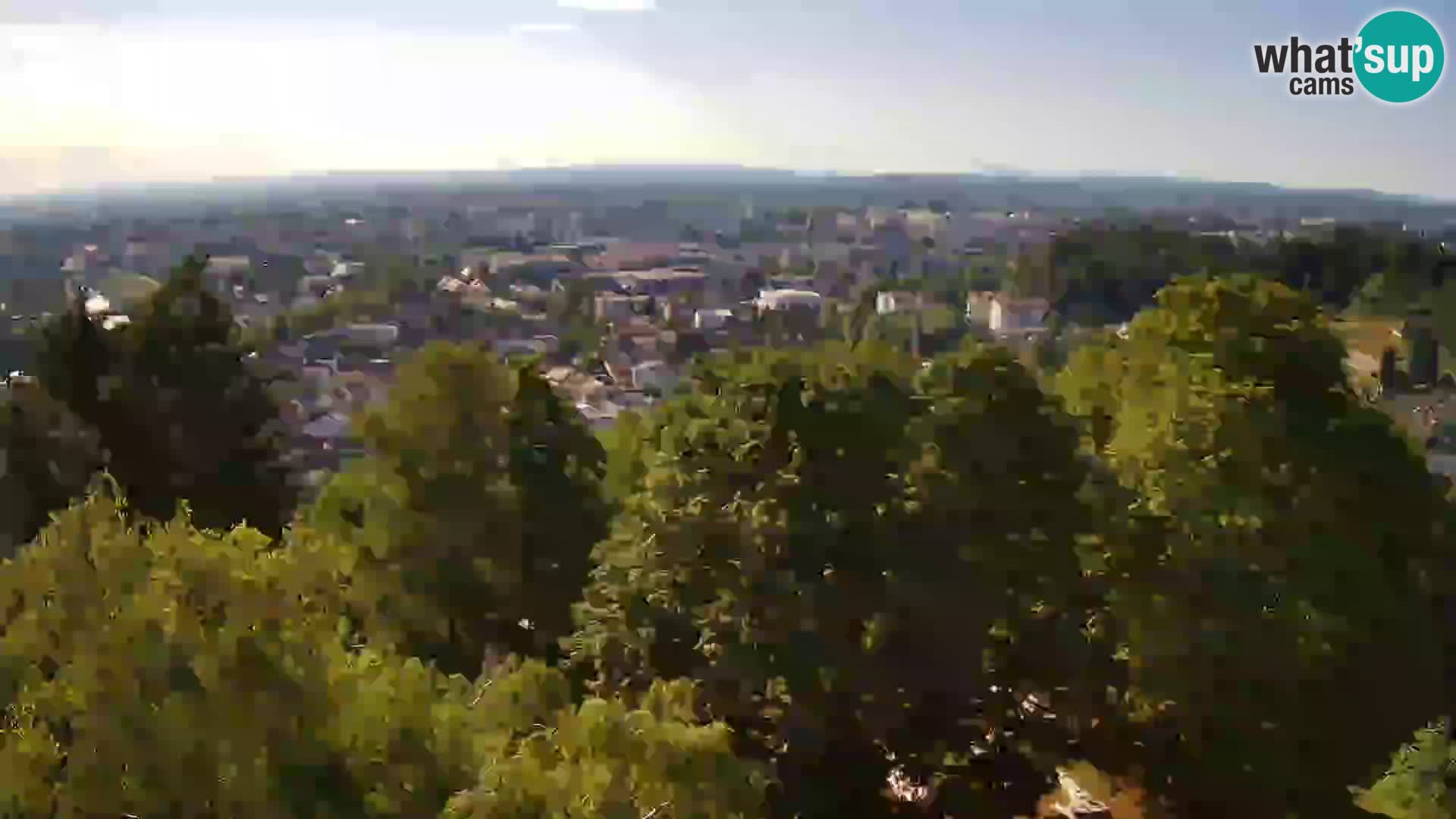 Web kamera Karlovac – Dvorac Dubovac uživo