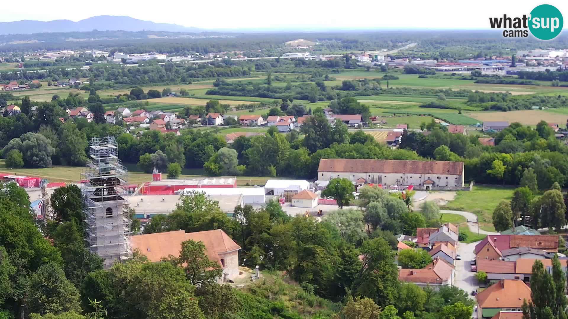 Spletna kamera Karlovac Dubovac grad – Pogled v živo na zgodovinsko znamenitost Karlovca