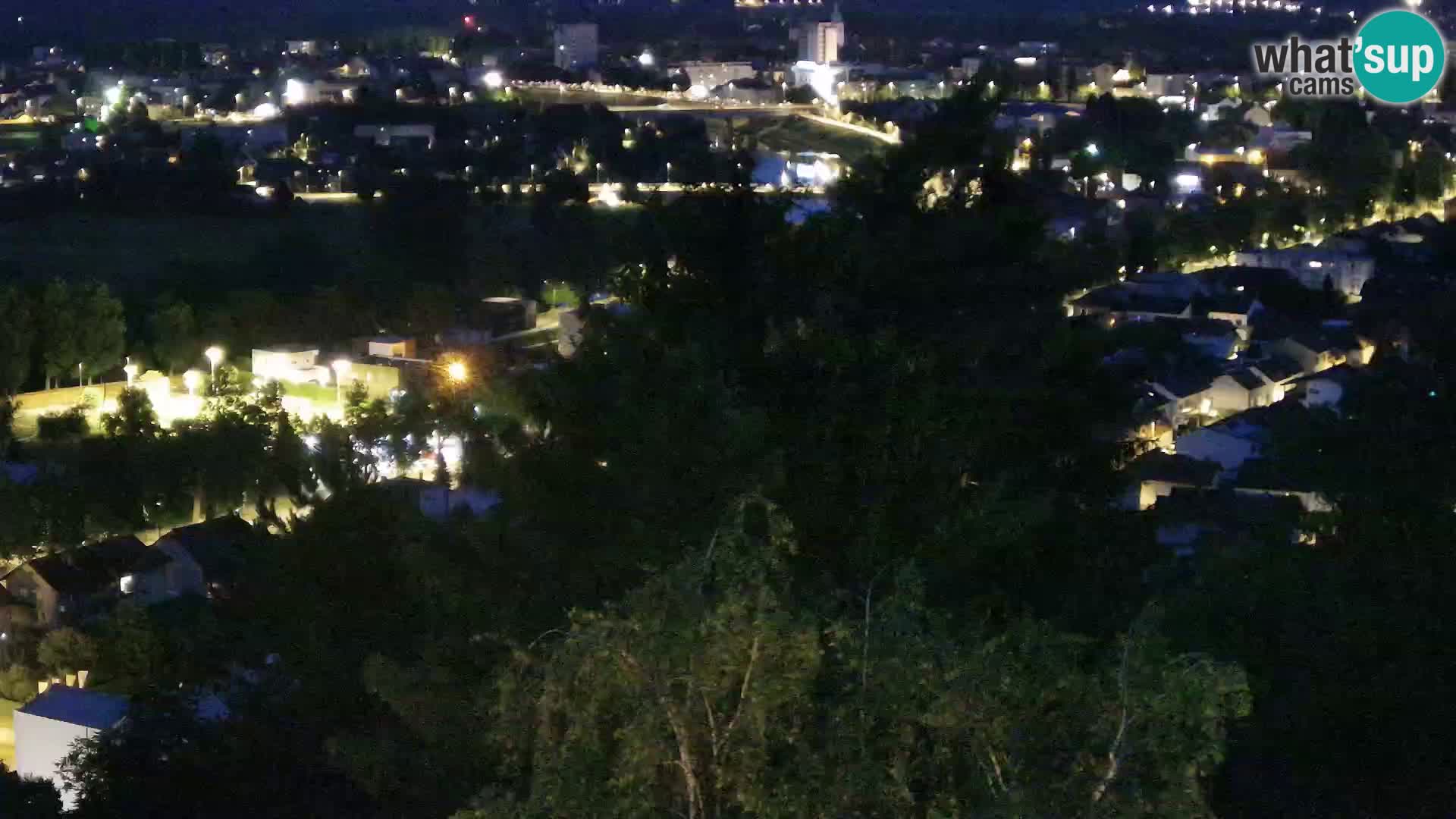 Web kamera Karlovac – Dvorac Dubovac uživo