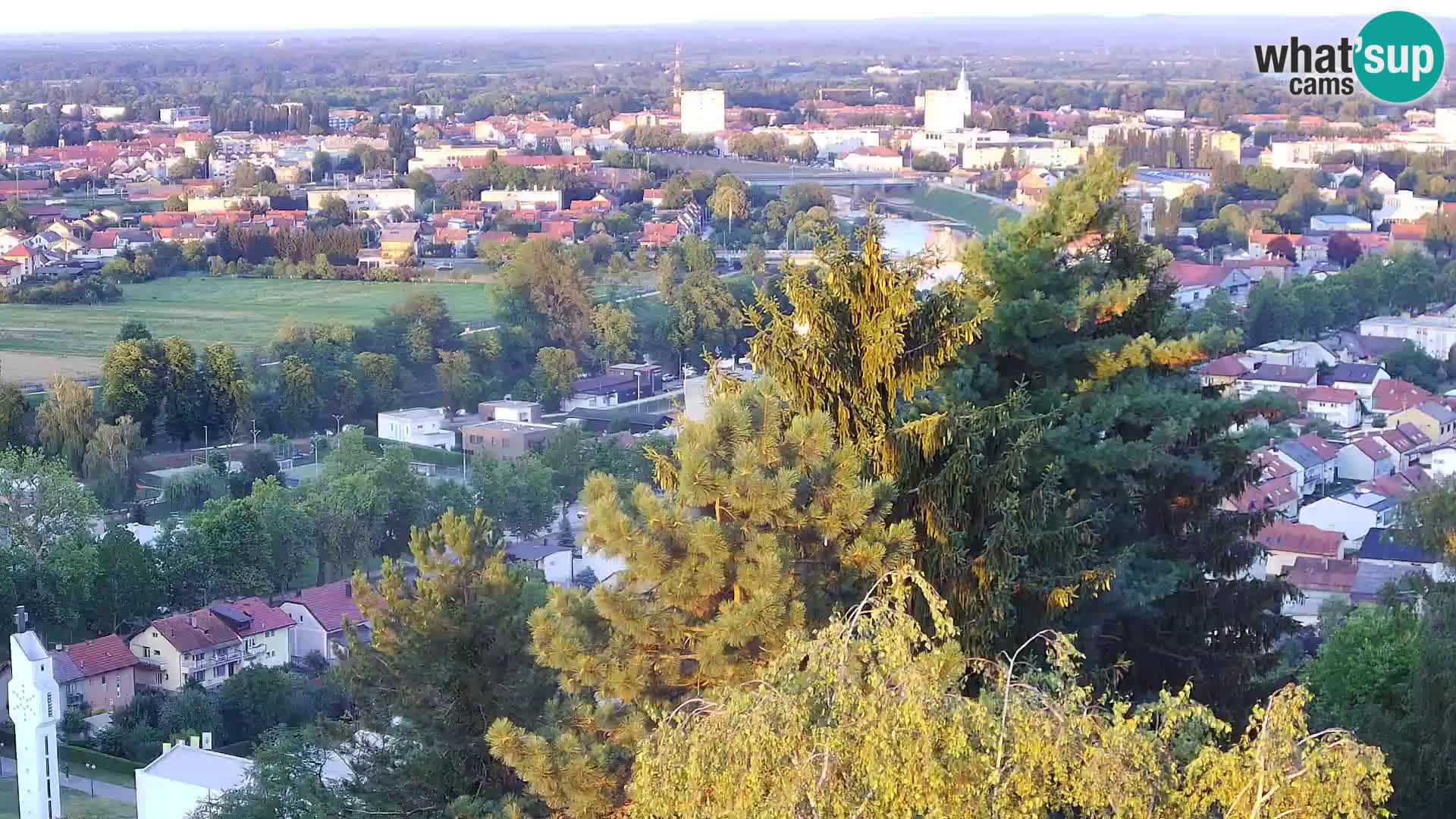 Web kamera Karlovac – Dvorac Dubovac uživo