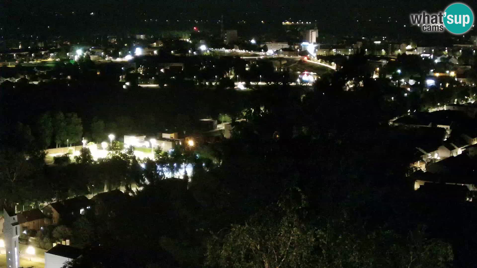 Web kamera Karlovac – Dvorac Dubovac uživo