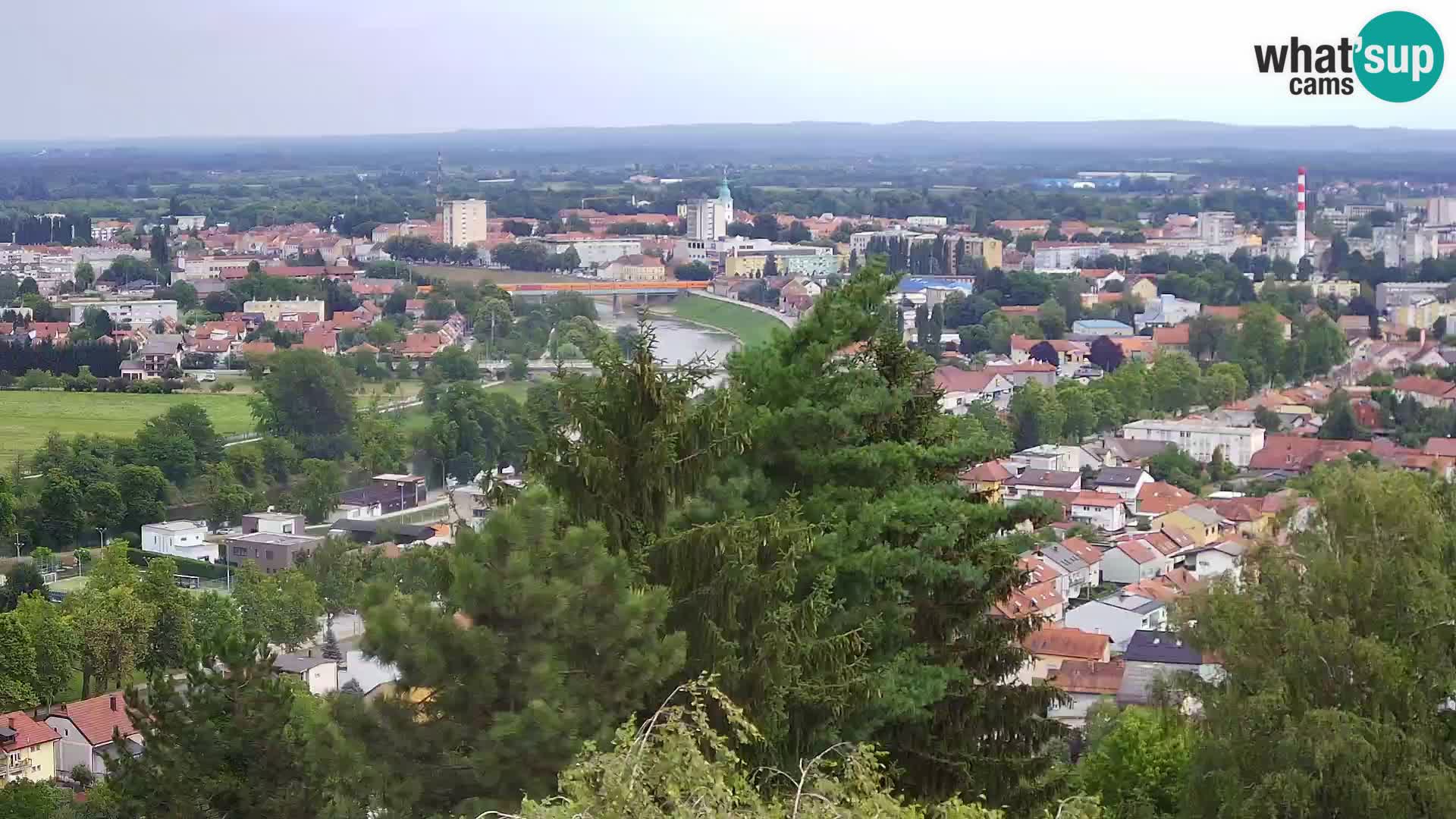 Spletna kamera Karlovac Dubovac grad – Pogled v živo na zgodovinsko znamenitost Karlovca