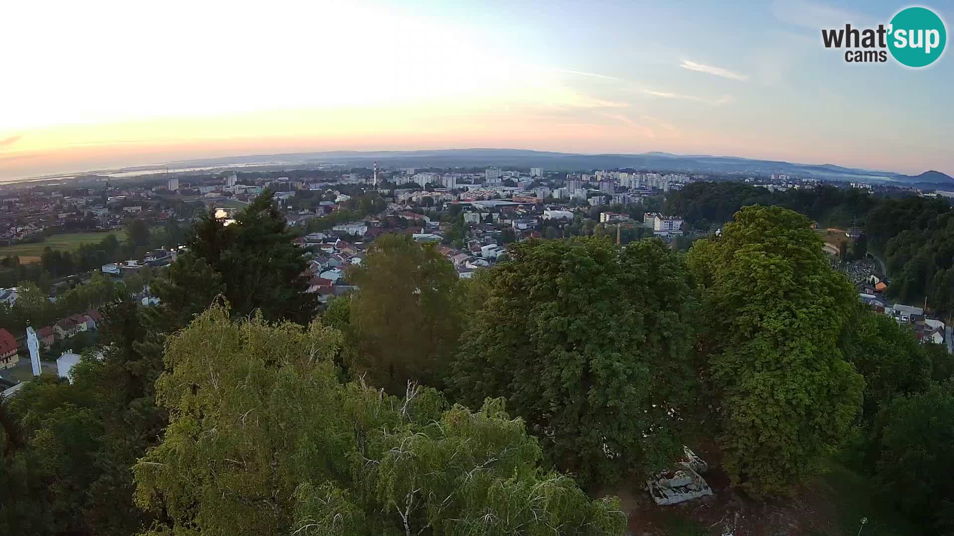 Web kamera Karlovac – Dvorac Dubovac uživo
