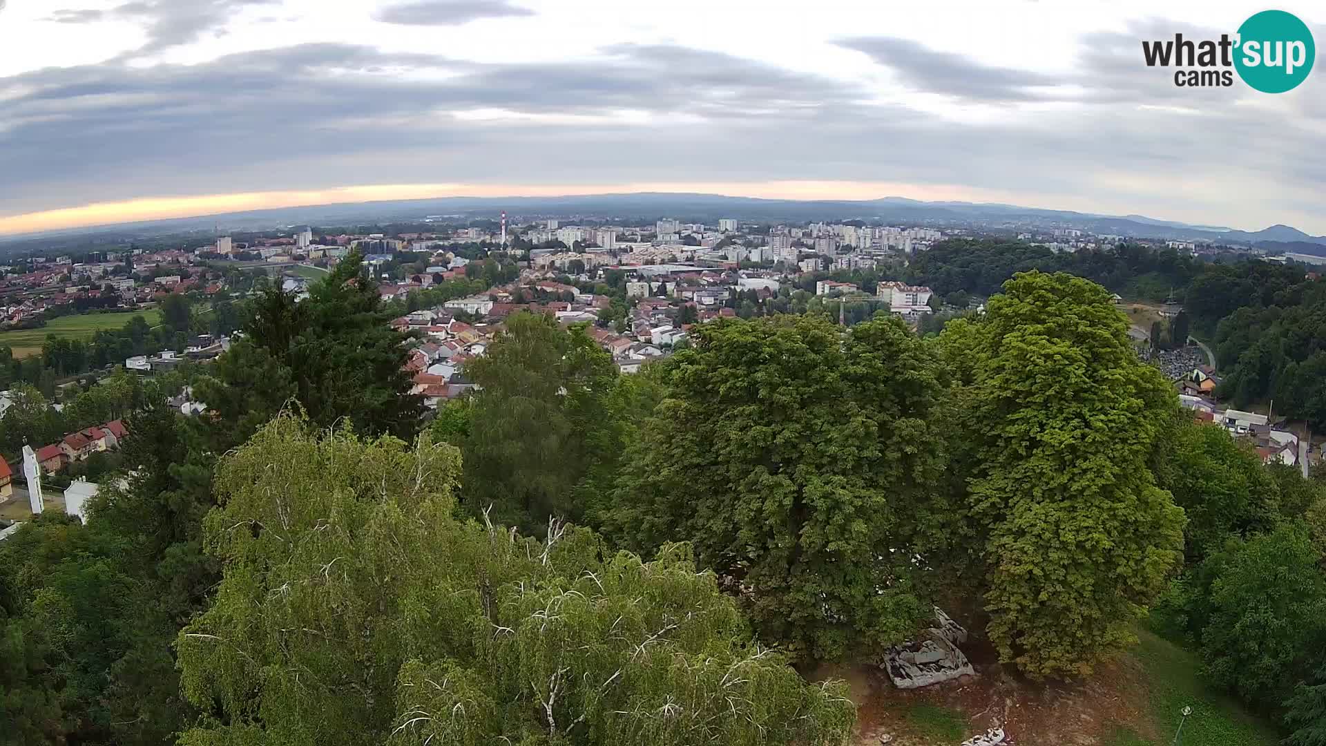 Web kamera Karlovac – Dvorac Dubovac uživo