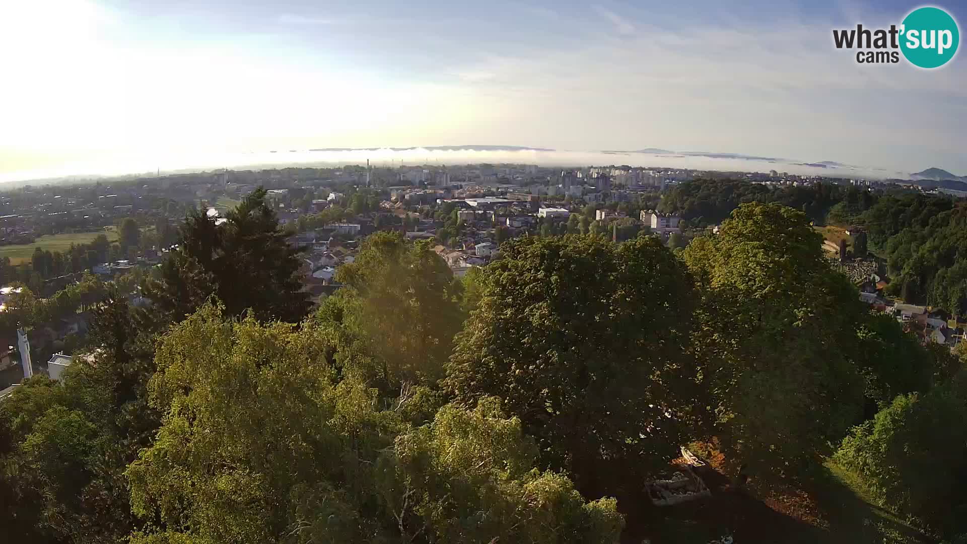 Web kamera Karlovac – Dvorac Dubovac uživo
