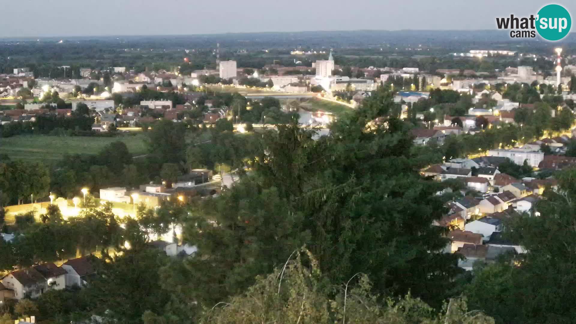 Web kamera Karlovac – Dvorac Dubovac uživo