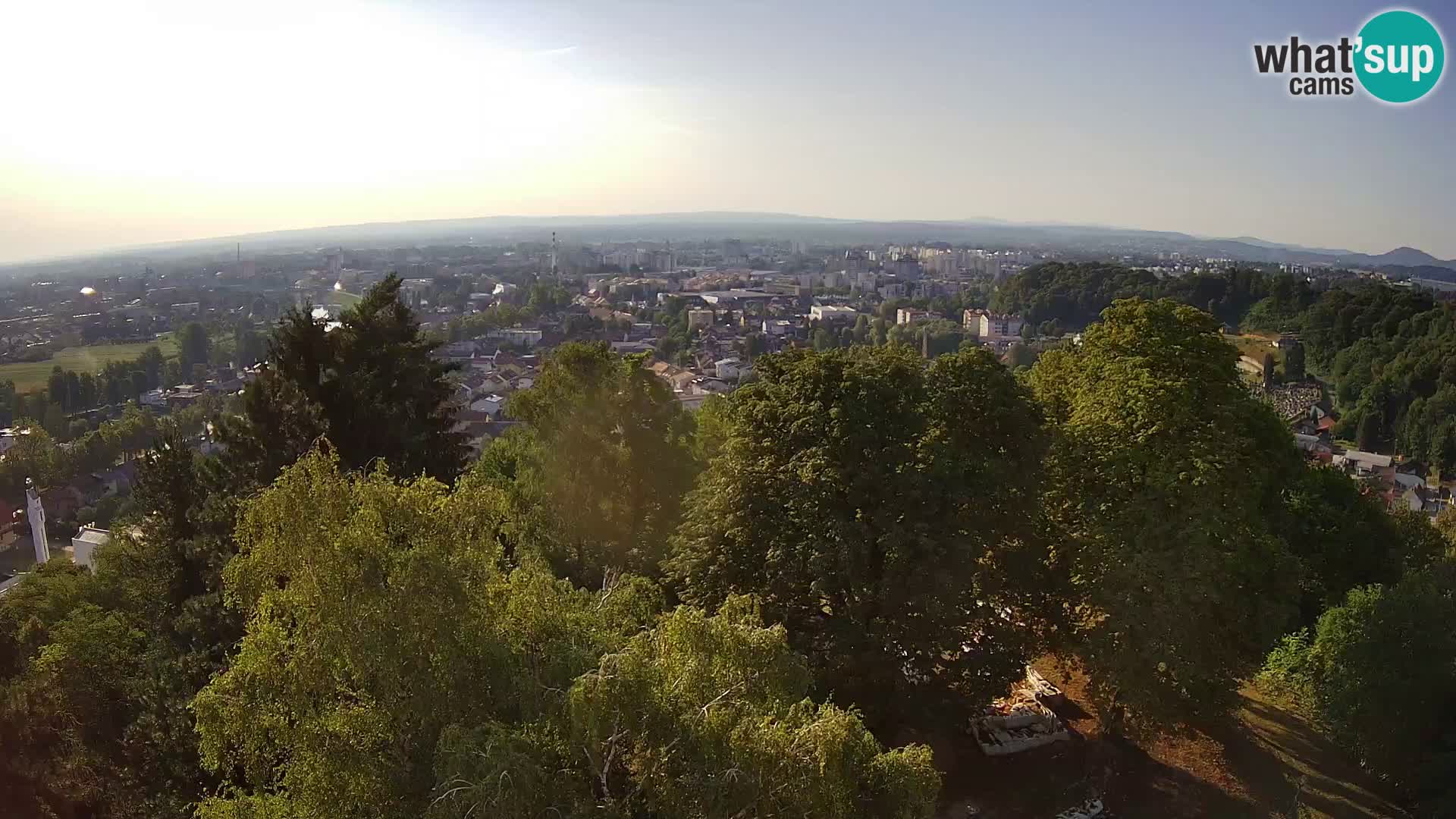 Web kamera Karlovac – Dvorac Dubovac uživo