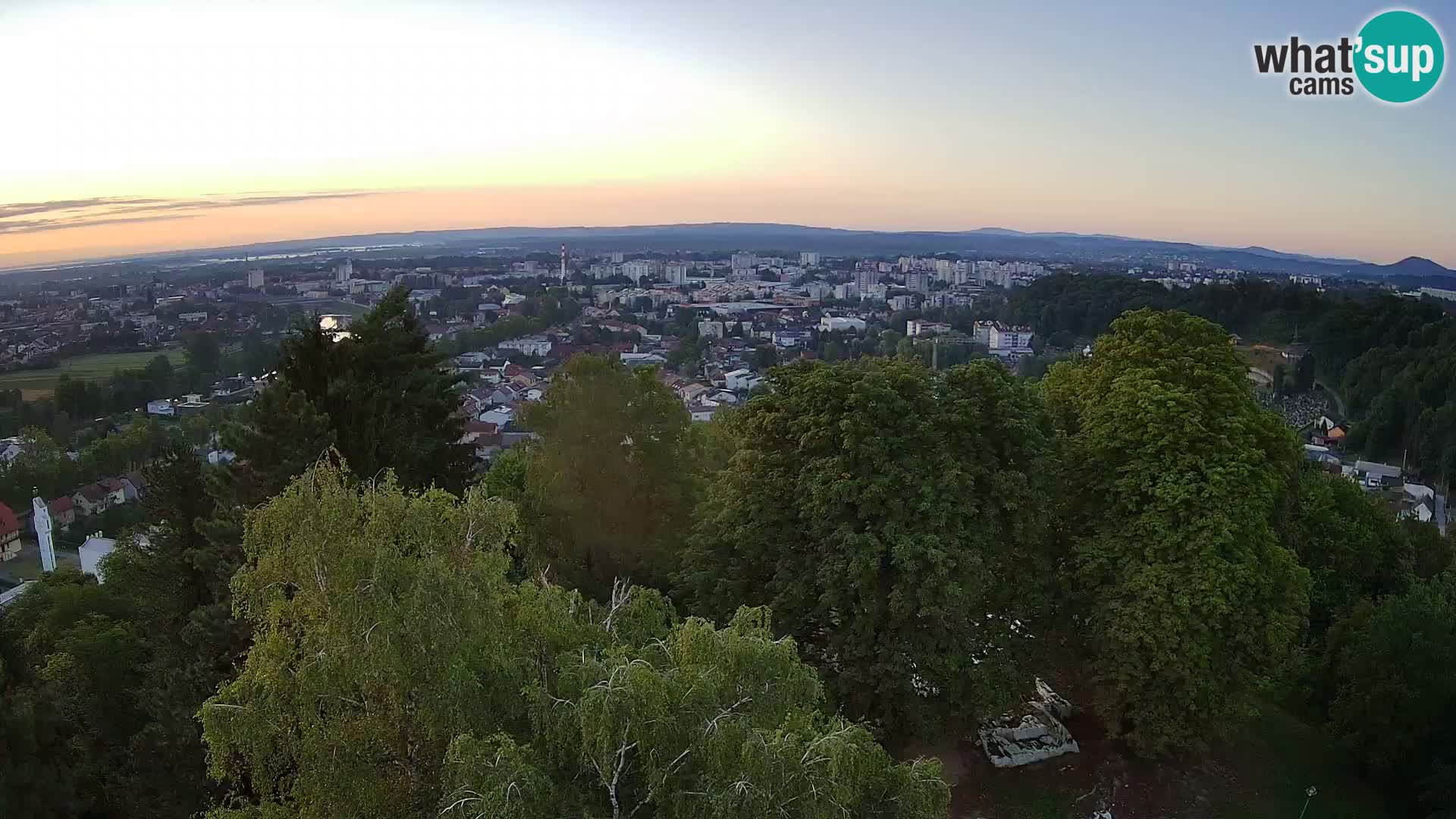 Web kamera Karlovac – Dvorac Dubovac uživo