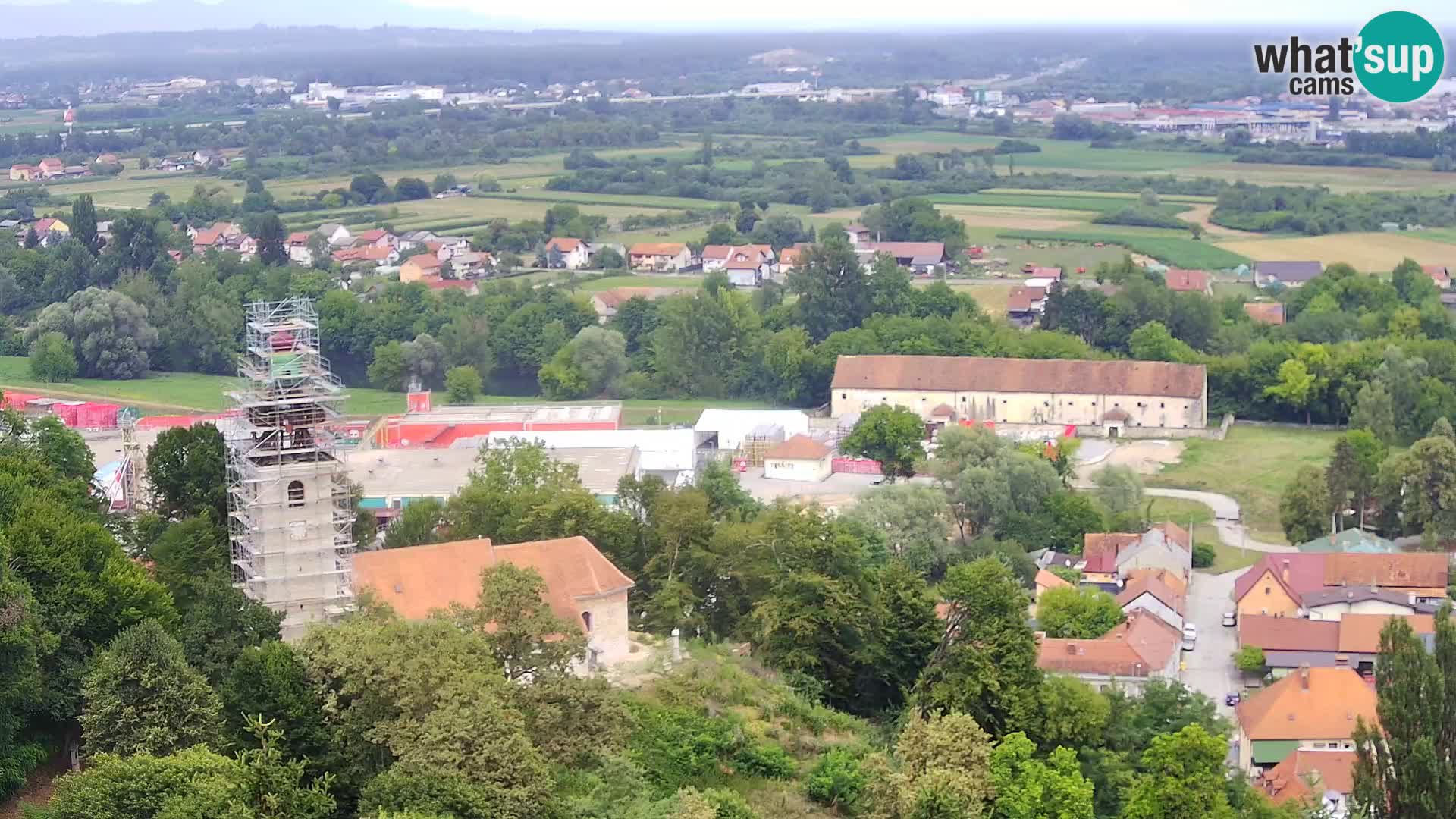Spletna kamera Karlovac Dubovac grad – Pogled v živo na zgodovinsko znamenitost Karlovca