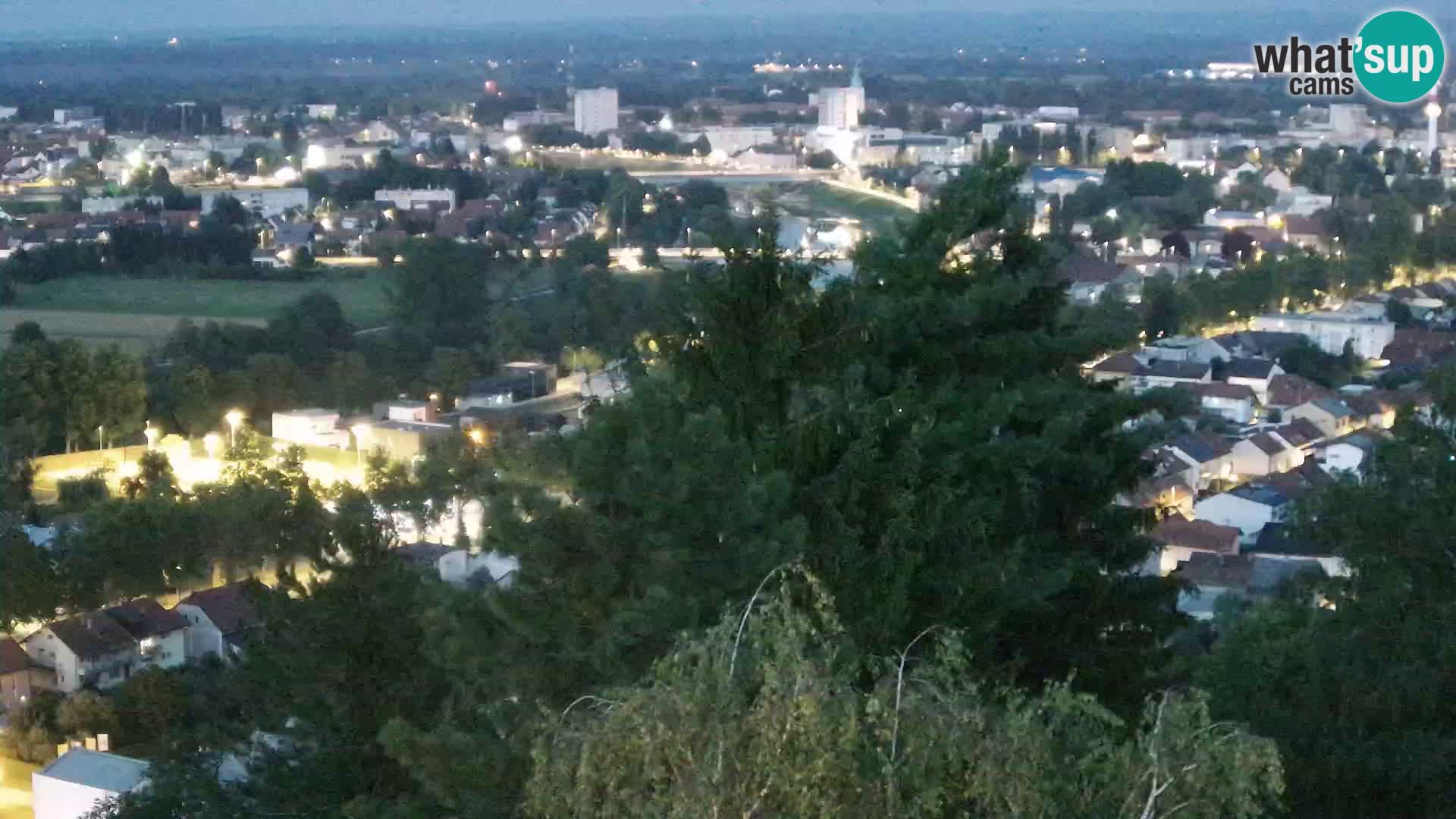 Web kamera Karlovac – Dvorac Dubovac uživo