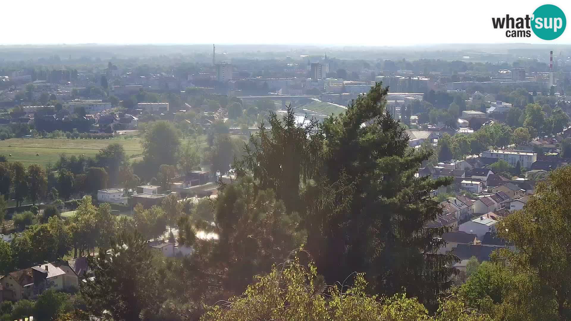 Web kamera Karlovac – Dvorac Dubovac uživo