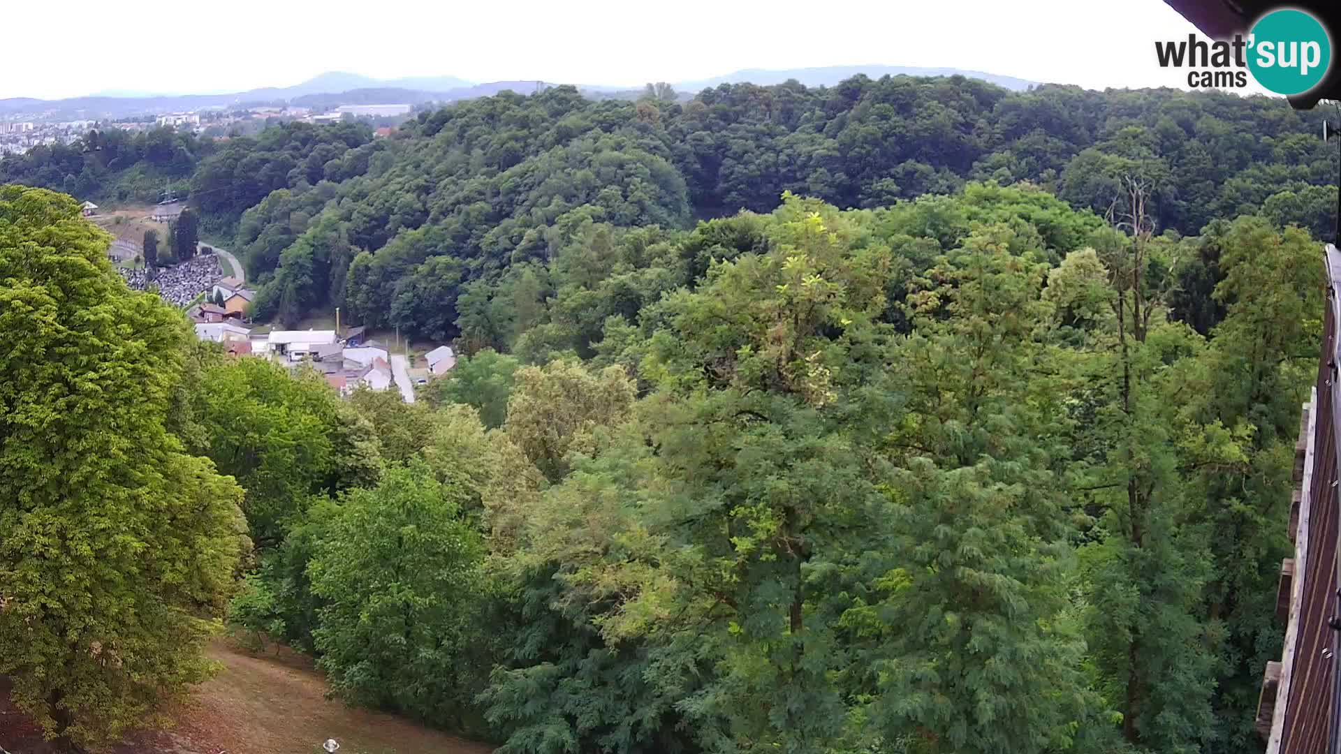 Web kamera Karlovac – Dvorac Dubovac uživo