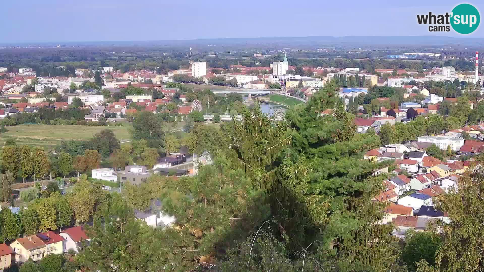 Spletna kamera Karlovac Dubovac grad – Pogled v živo na zgodovinsko znamenitost Karlovca