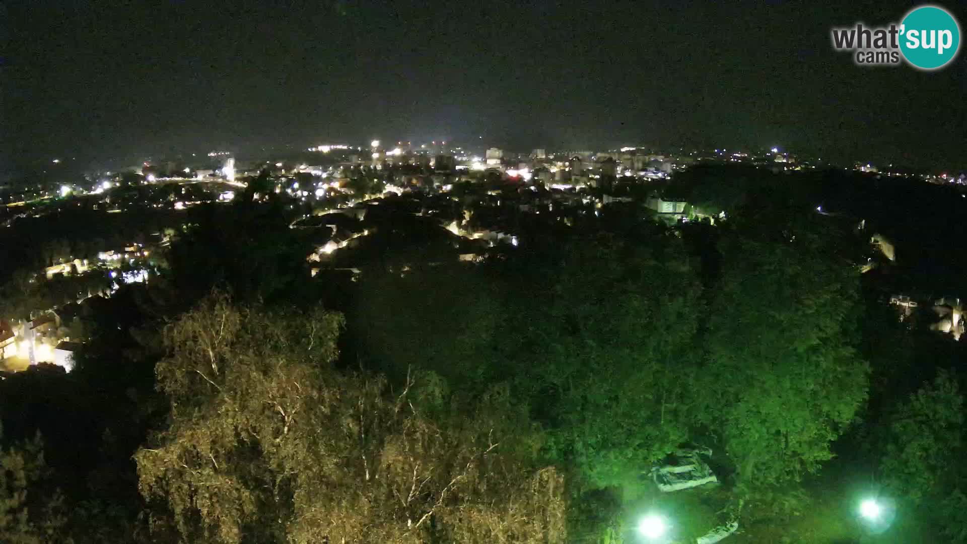 Spletna kamera Karlovac Dubovac grad – Pogled v živo na zgodovinsko znamenitost Karlovca